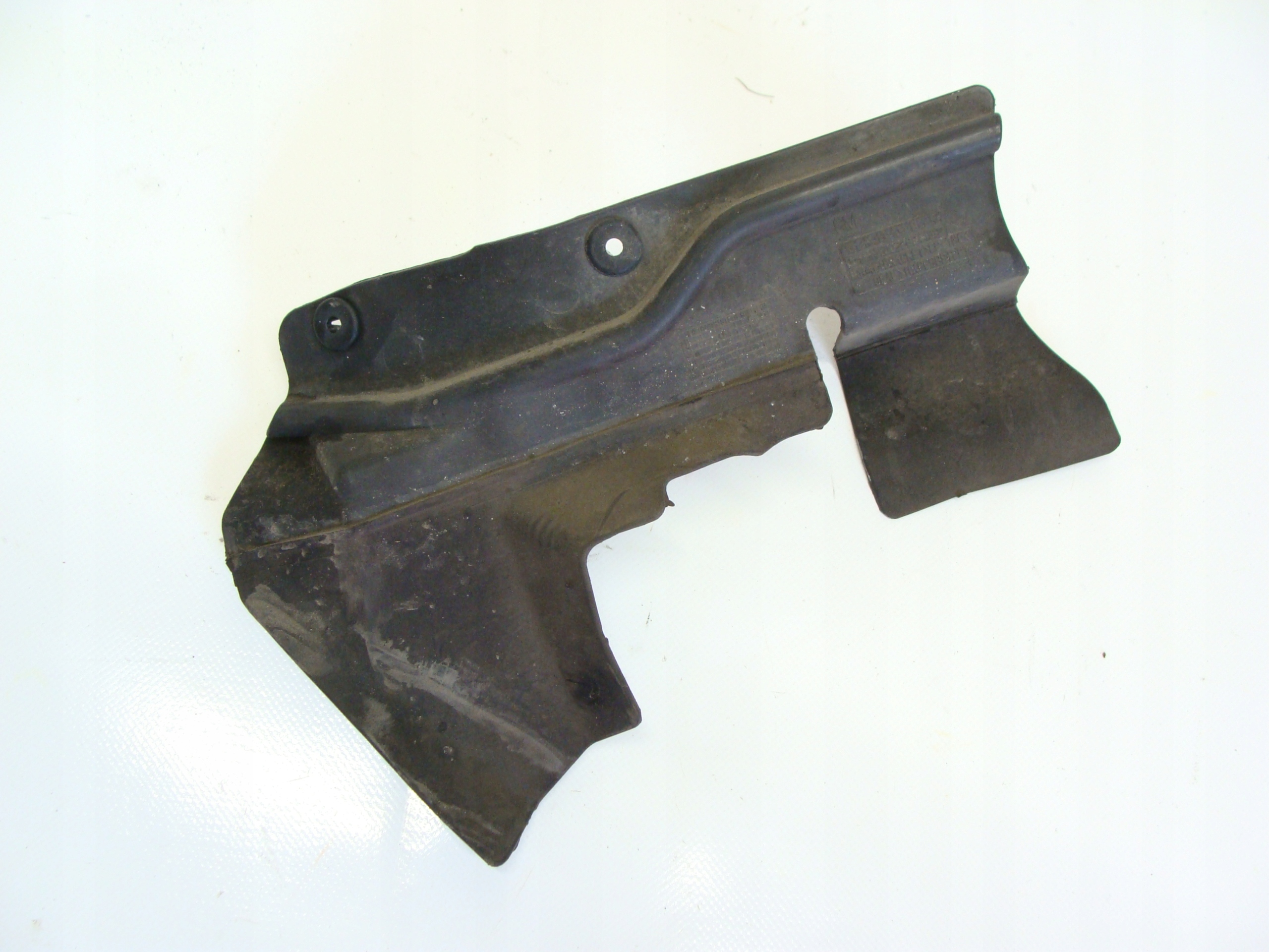 OPEL VECTRA C OSŁONA CHŁODNICY PRAWA 13103915