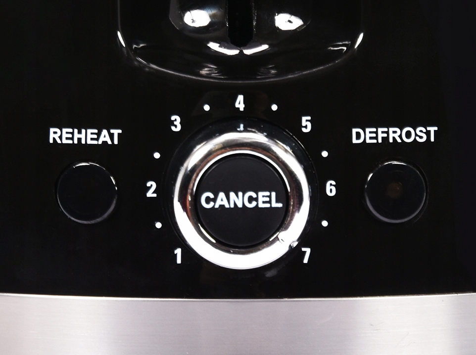 TOSTER 850W OPIEKACZ KANAPEK 2 KROMKI 7 POZIOMÓW Materiał obudowy tworzywo sztuczne