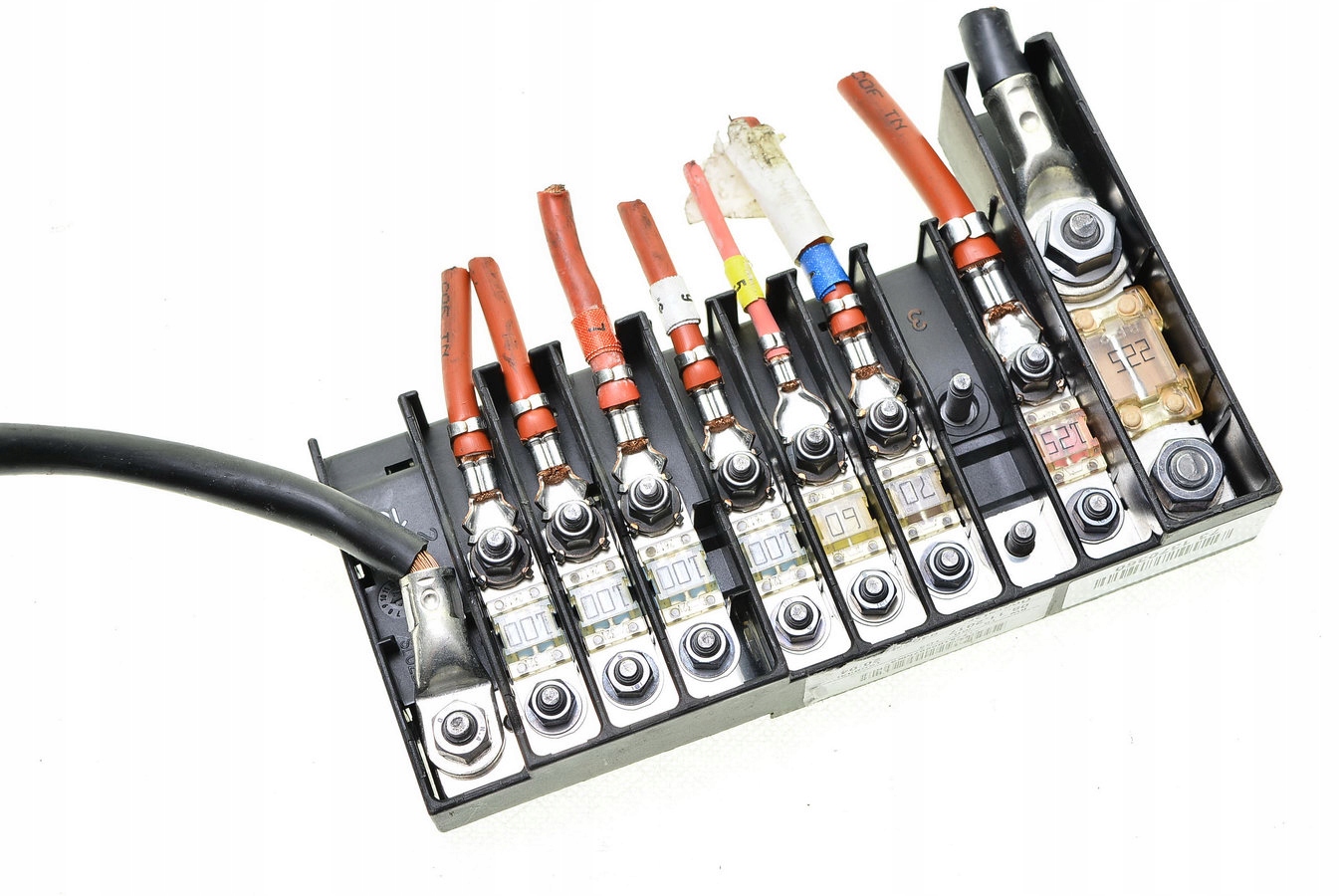 SKRZYNKA BEZPIECZNIKOW TRANSPORTER T6 7E6970187CT