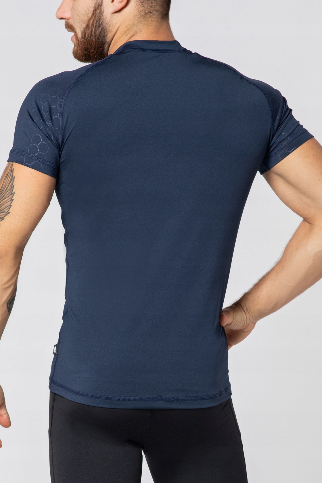 SZYBKOSCHNĄCA KOSZULKA TERMOAKTYWNA TRENINGOWA XXL Dekolt okrągły