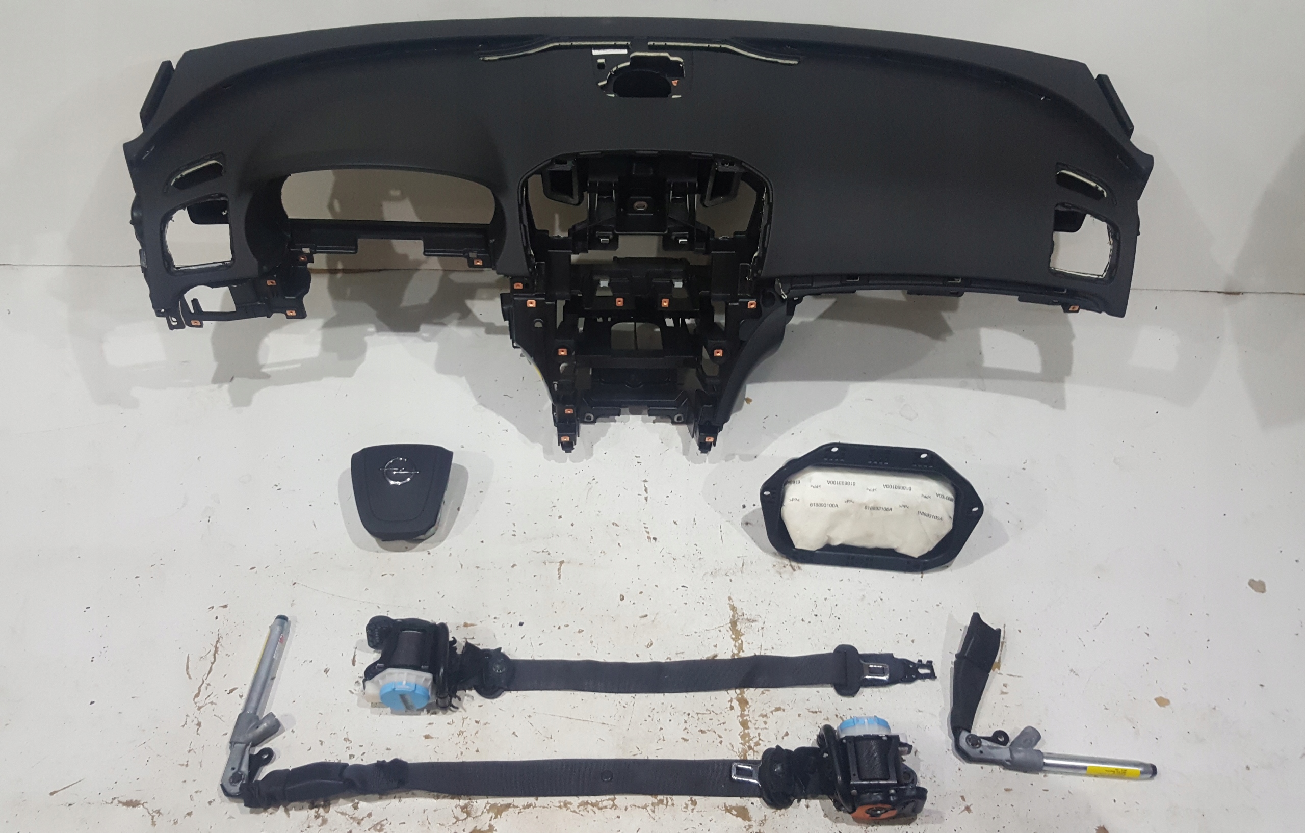 OPEL INSIGNIA LIFT BOARD КОНСОЛЬ ПОДУШКА БЕЗОПАСНОСТИ РЕМНИ ORG
