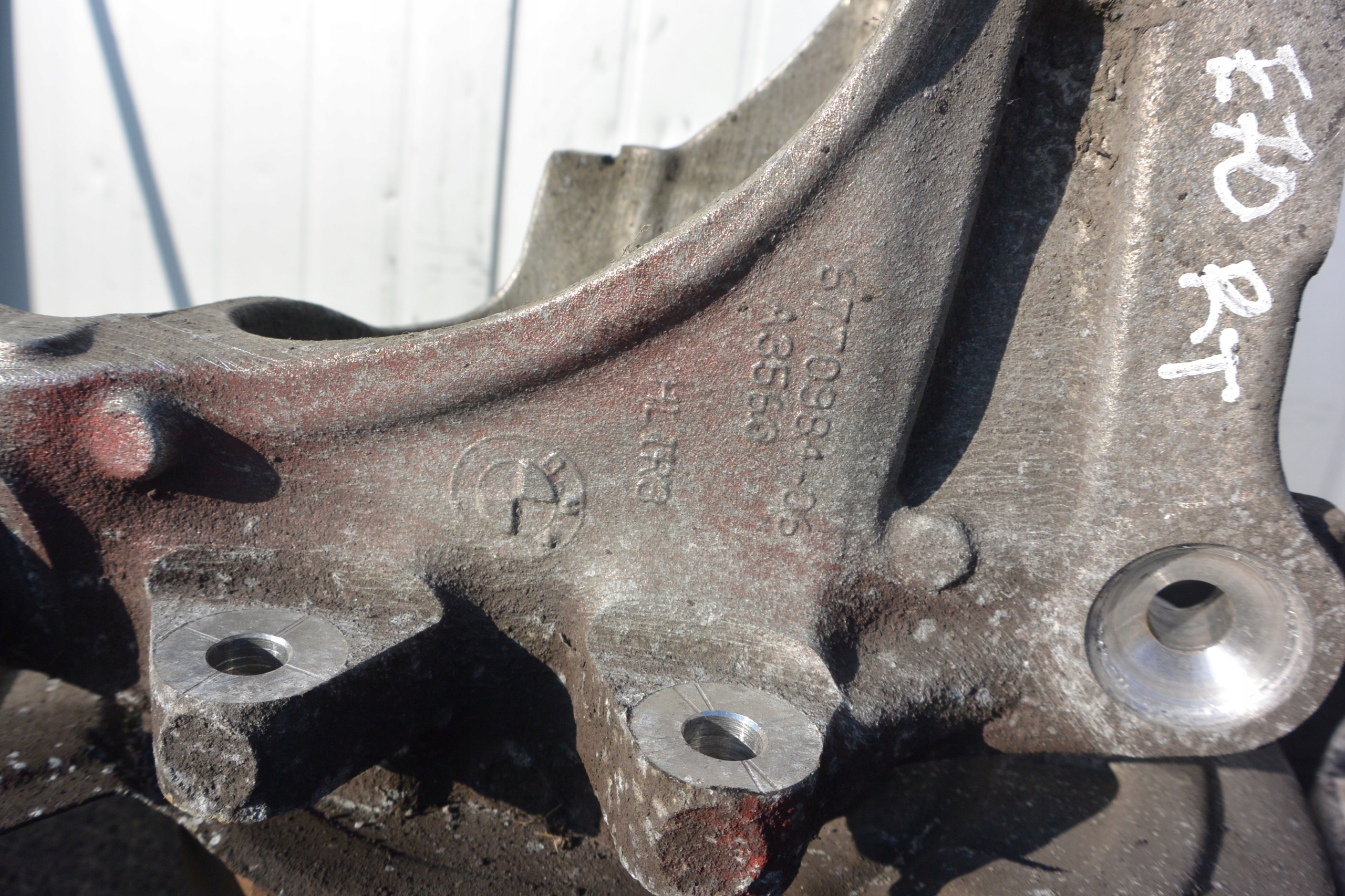 swing rear part left right BMW E70 E71 F15 F16