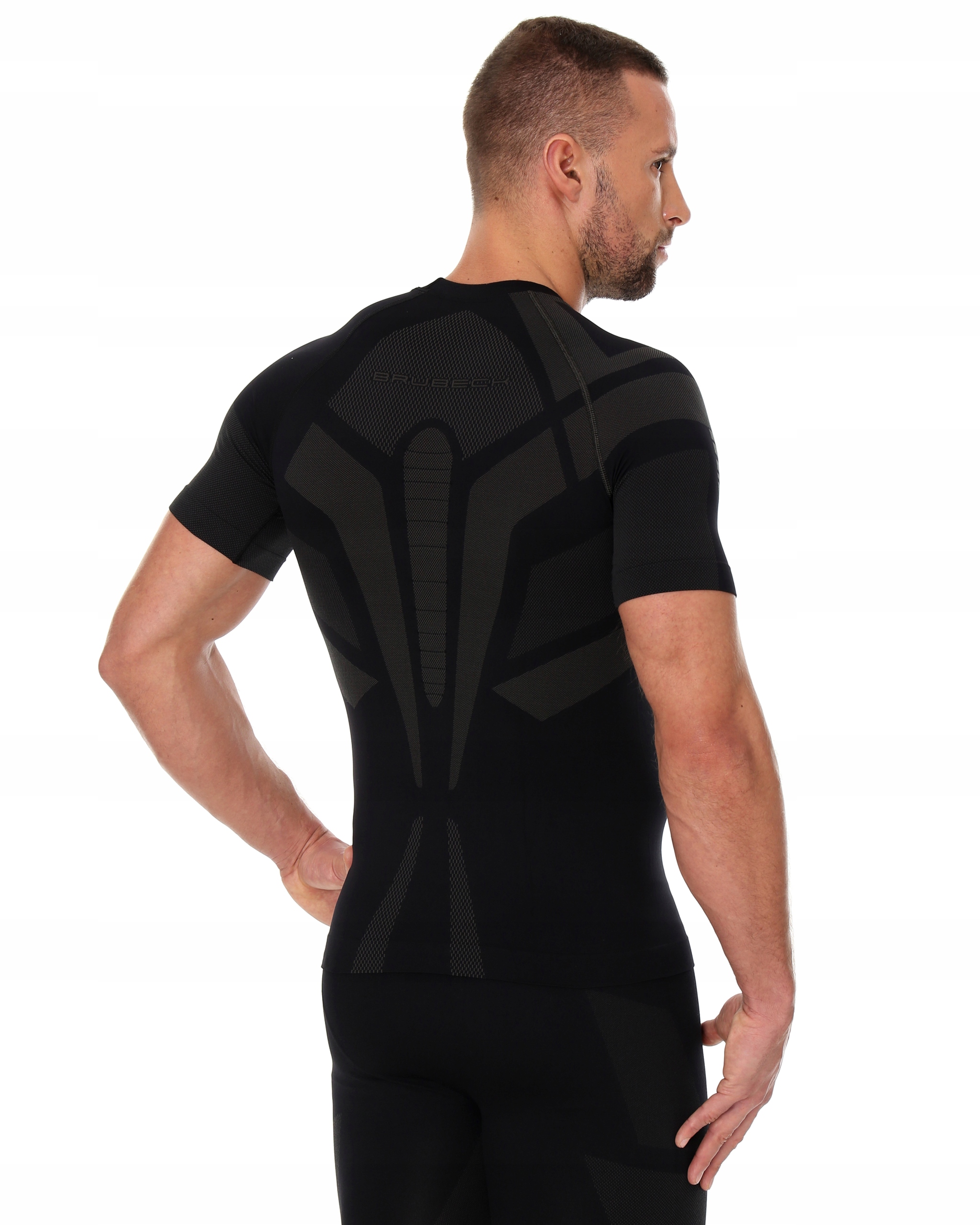 BRUBECK DRY TERMOAKTYWNA KOSZULKA DO FITNESSU -2XL Dekolt okrągły