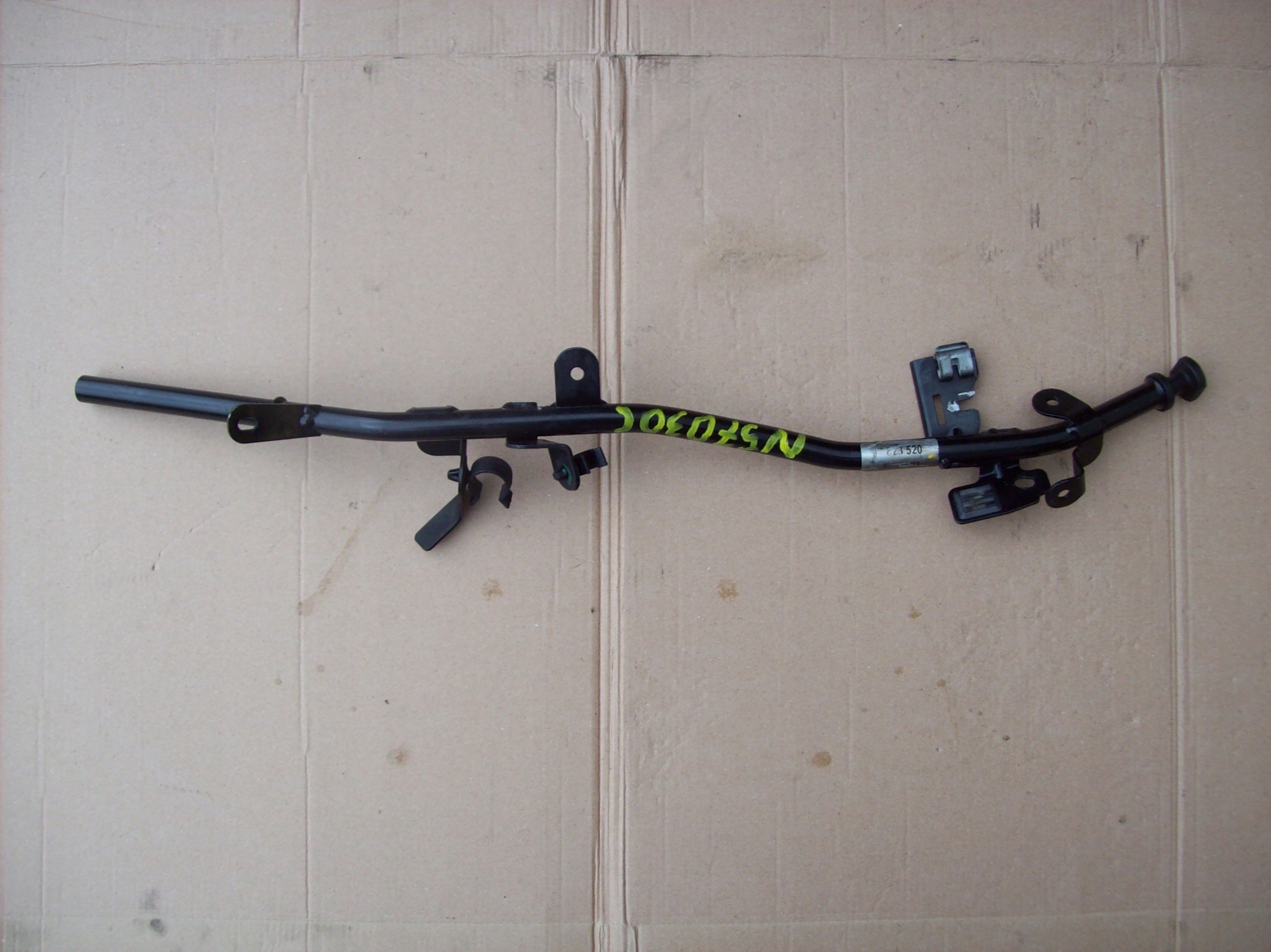 7823520 M550D - BMW F01 F10 E70 F15 масляний щуп N57D30C