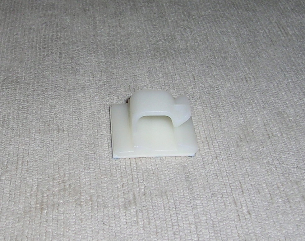 Uchwyt samoprzylepny Zacisk kablowy 8,3mm 10szt Kod producenta 1456611 Uchwyt samoprzylepny