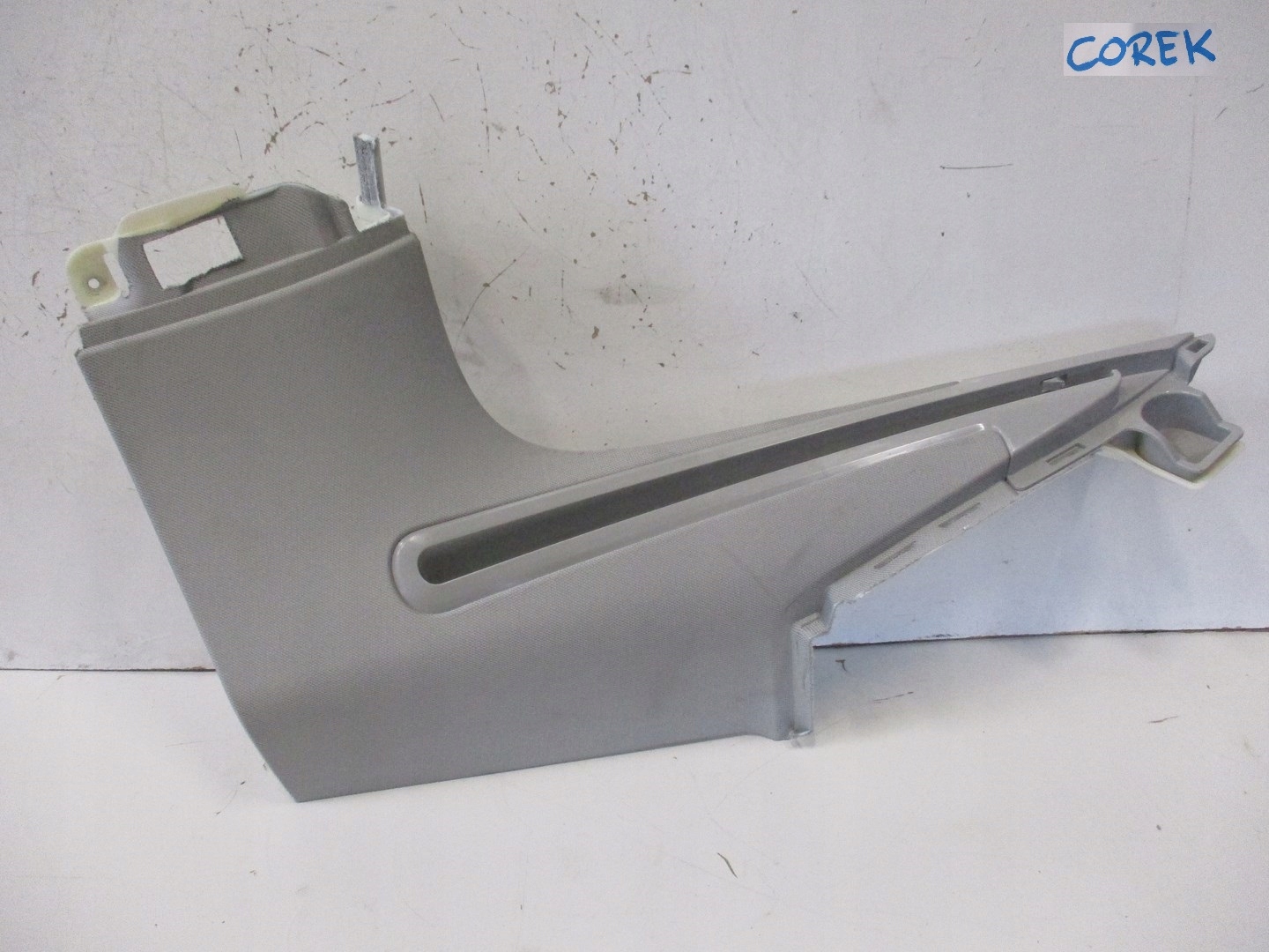 cap cover for pillar AUDI A6 4K0 C8