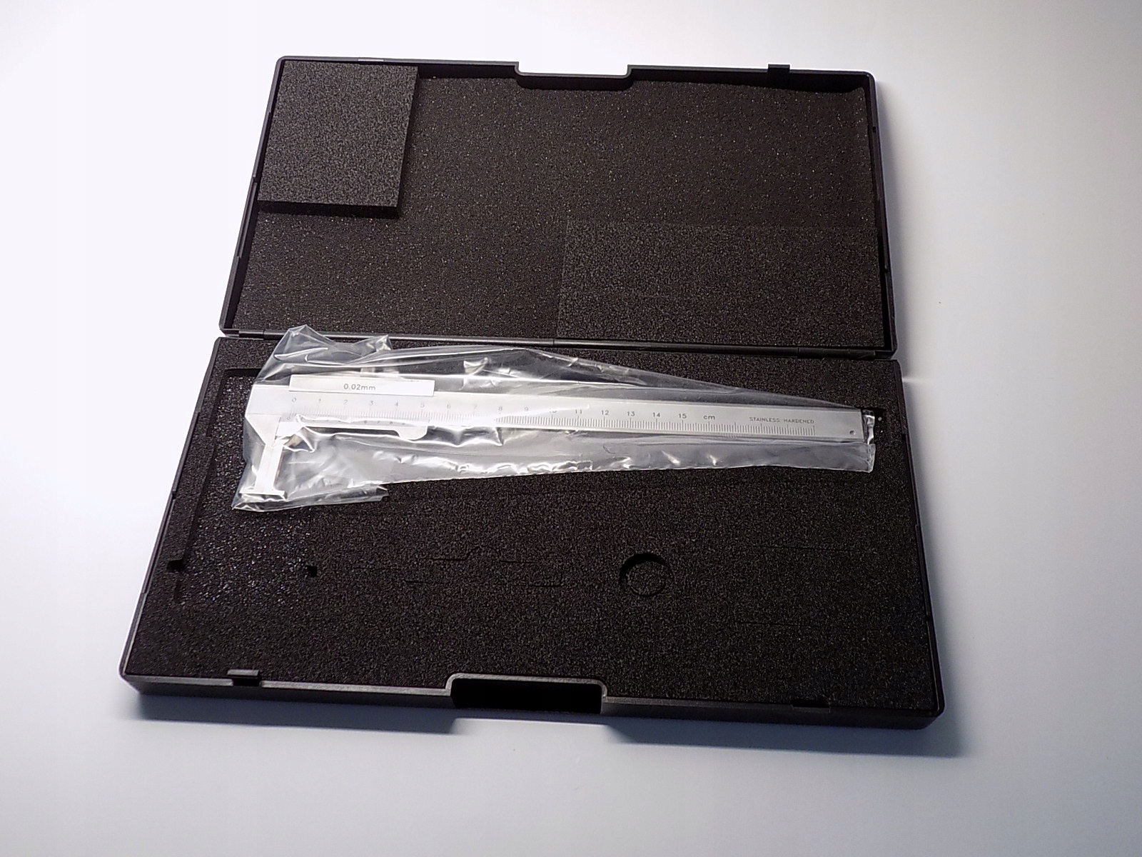 SUWMIARKA DO POMIARU KANAŁKÓW WEWNĘTRZNYCH L150 Marka SH