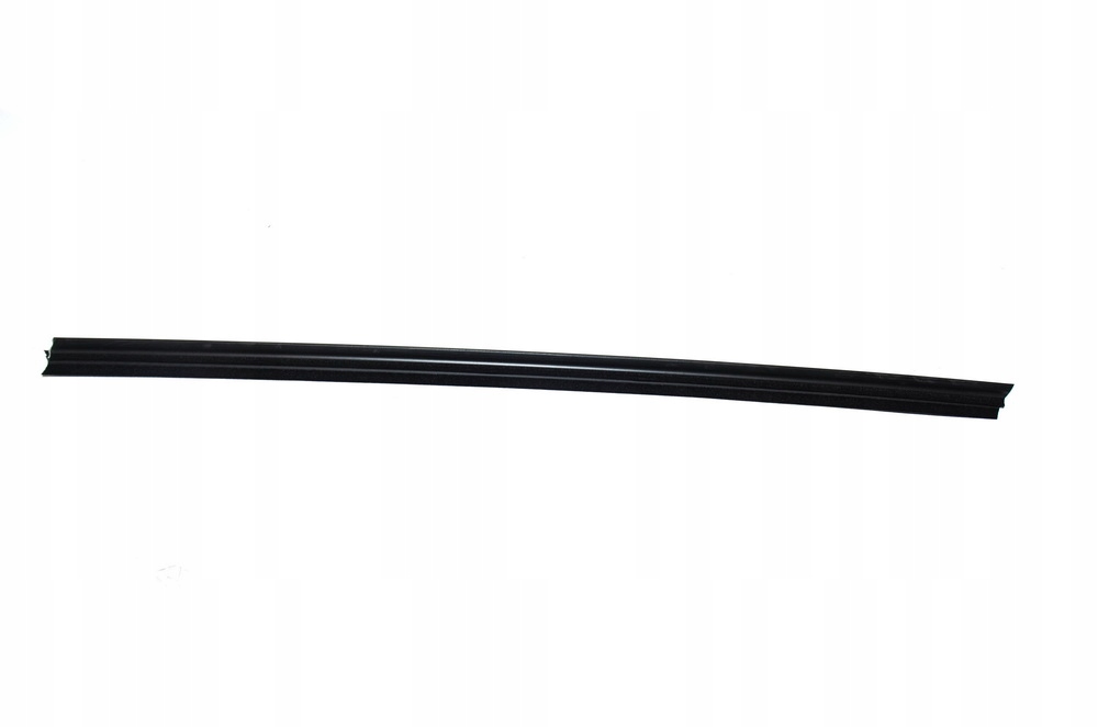 Uszczelka zewn. szyby drzwi prawa BMW E30 sedan Numer katalogowy części 51211913058