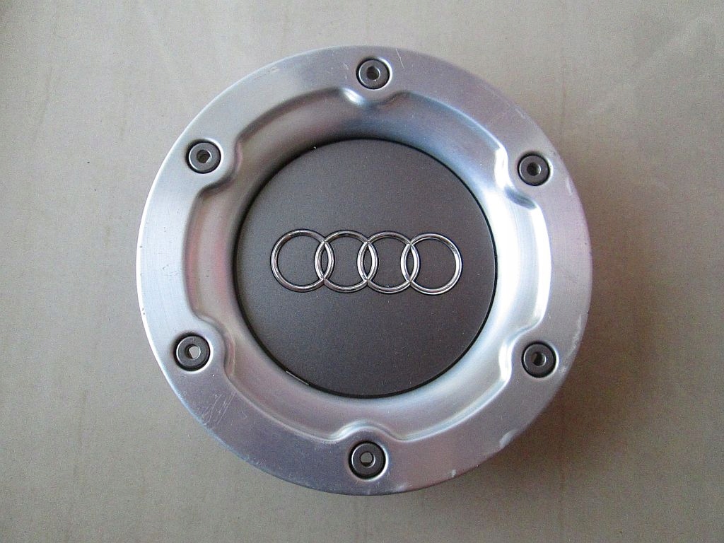 Кришка Audi TT A3 A6 8N0601165A 8NO601165A ORG