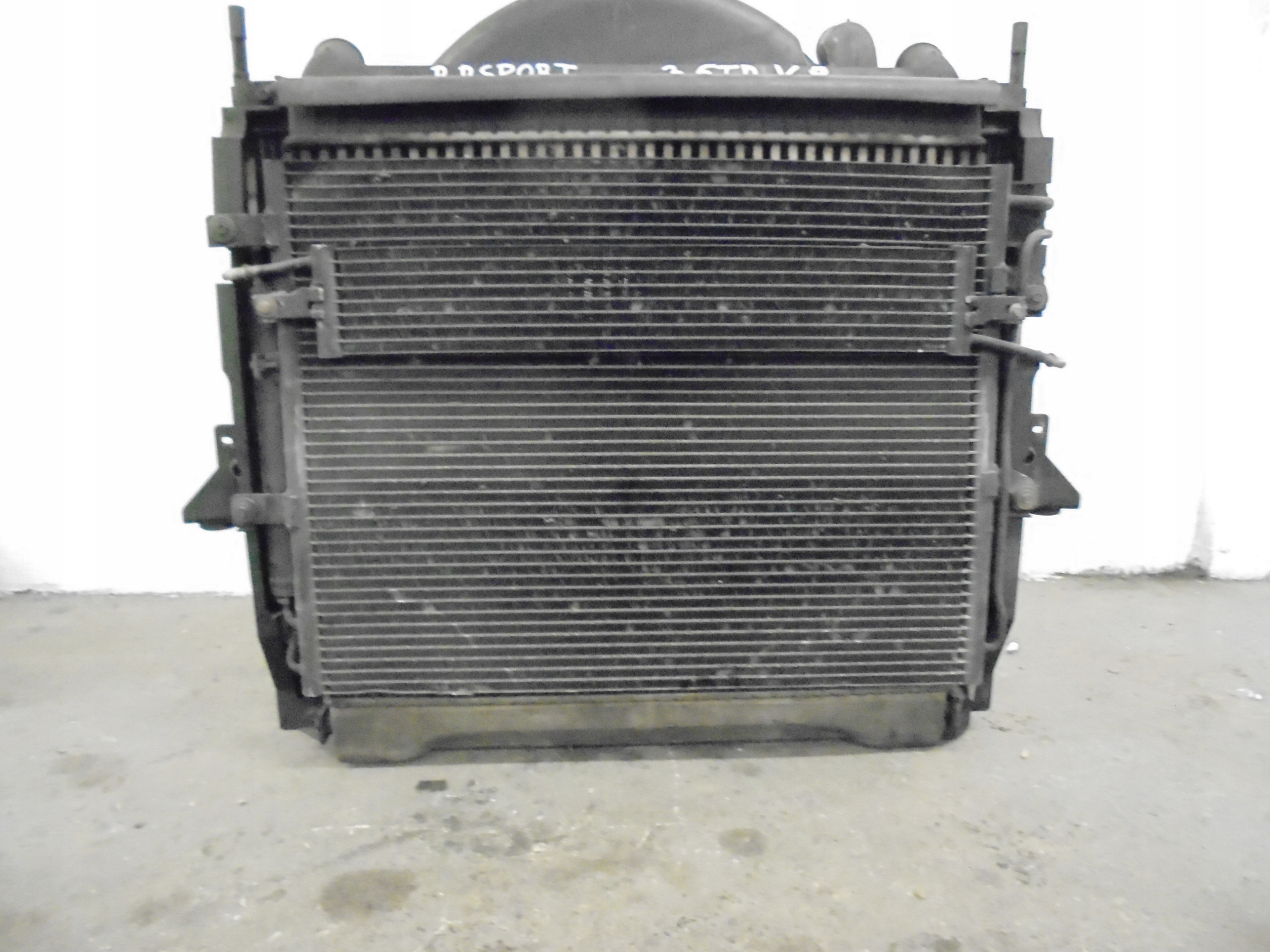 Chłodnica komplet Range Rover Sport 3,6 TDV8 Producent części Land Rover OE