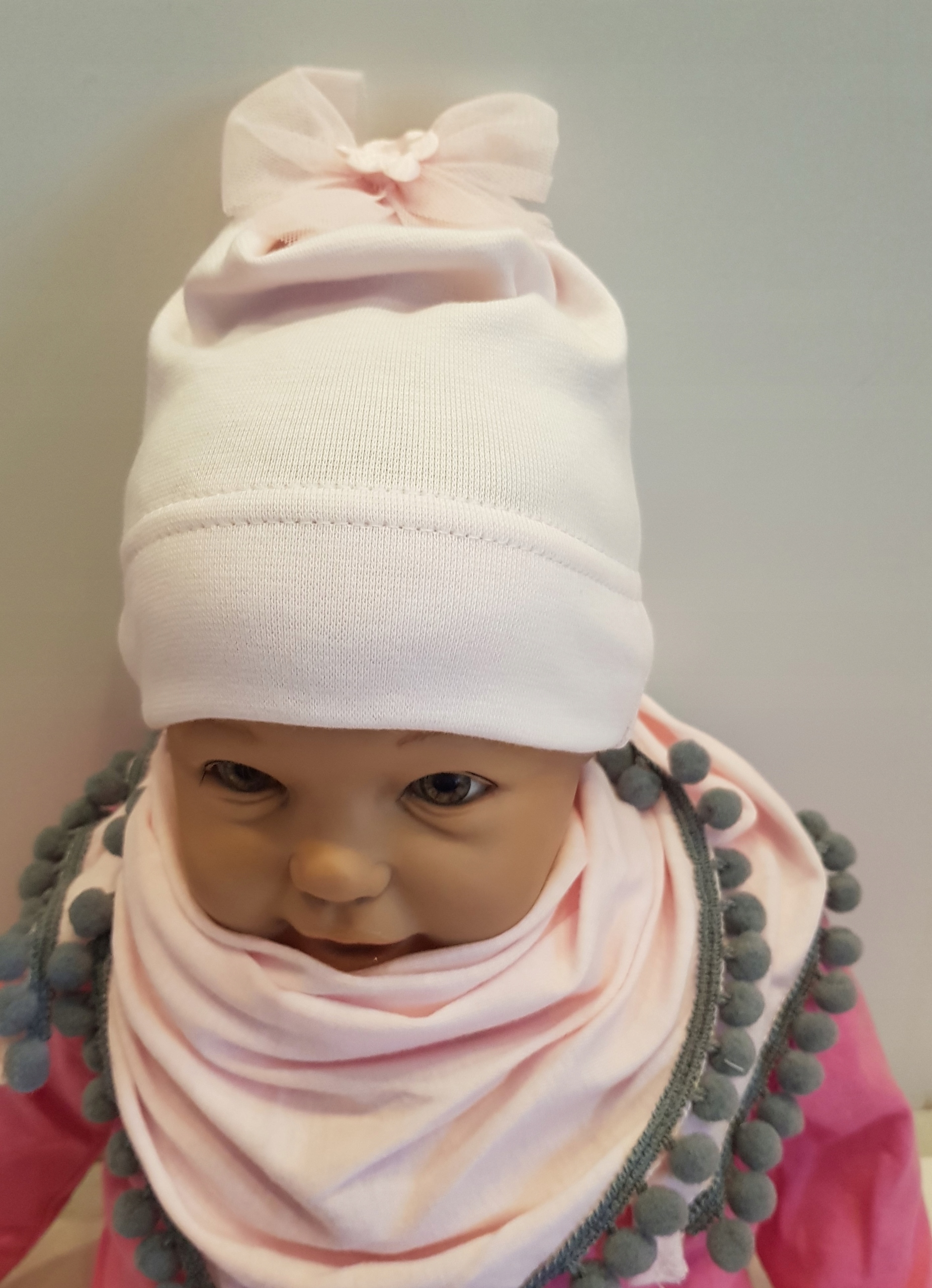 KOMPLET CZAPKA TIUL CHUSTKA POMPONIKI 0-2 LAT 3 WZ Marka Inna marka