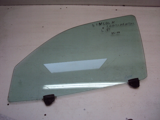 СТЕКЛО ПЕРЕДНЕЙ ЛЕВОЙ ДВЕРИ LINCOLN CONTINENTAL 95-02