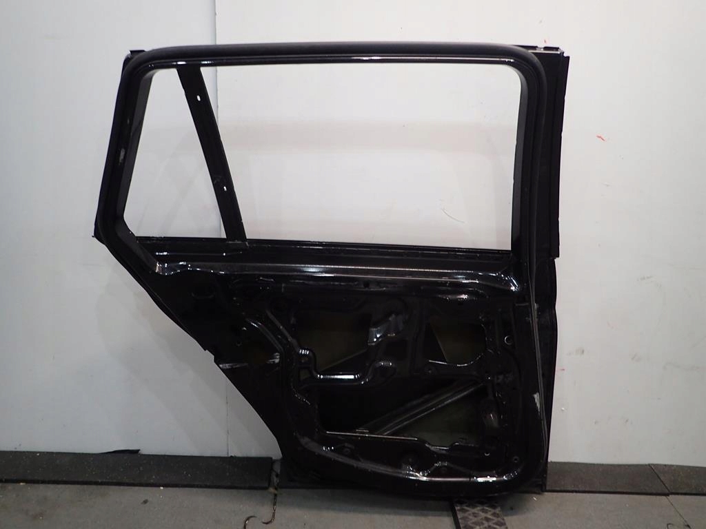 door rear part rear. left BMW 3 E91 KOMBI