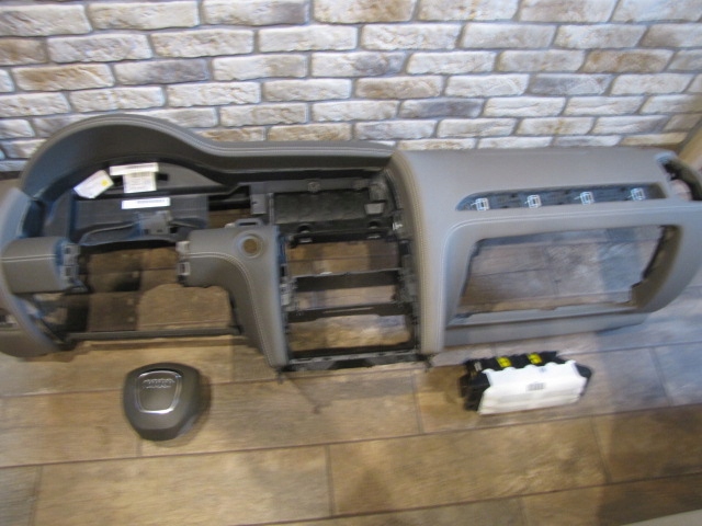 AUDI Q7 4L PO LIFTINGU konsola + 2 x airbag