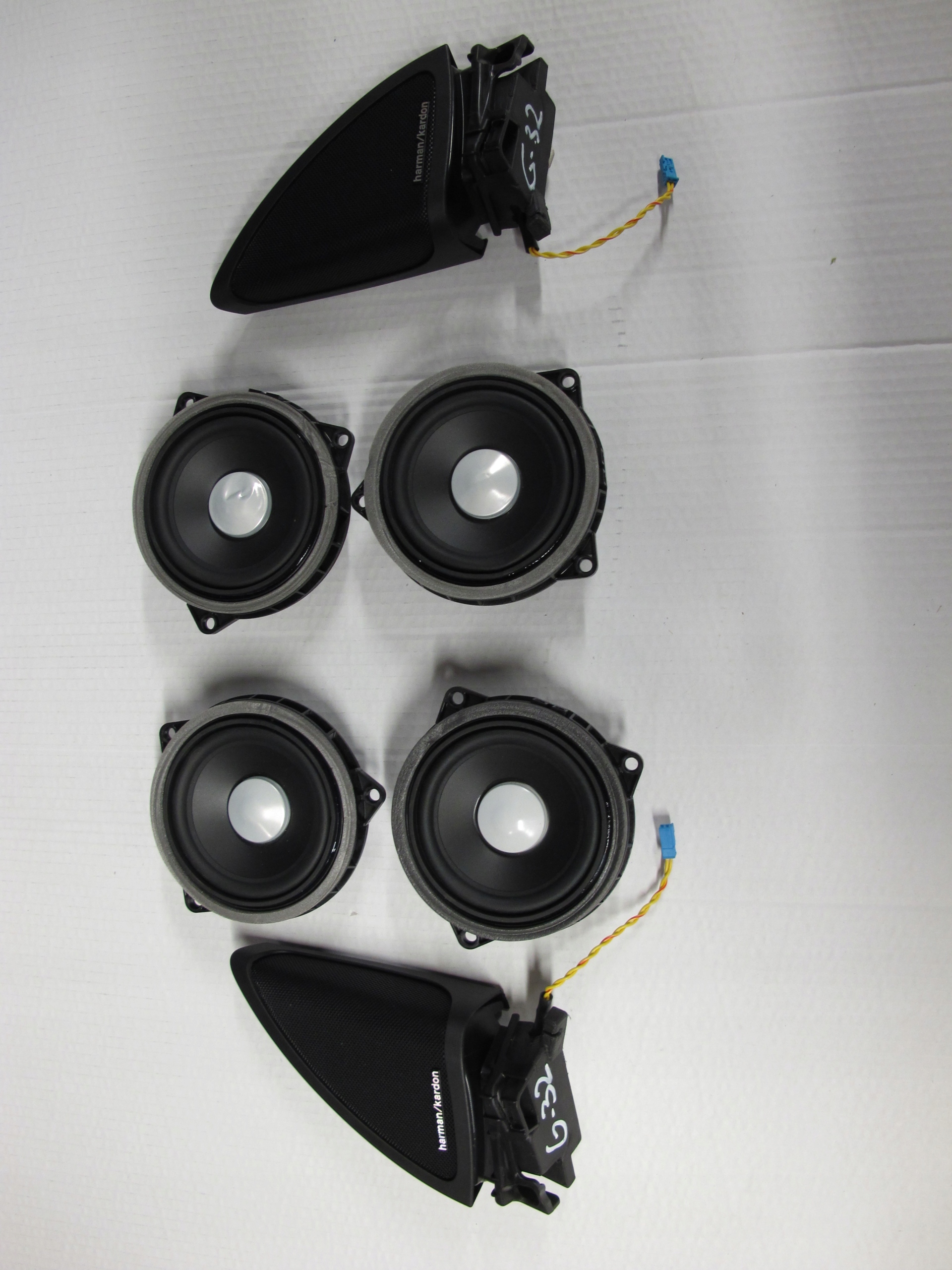 Динамики решетки BMW G32 HARMAN / KARDON
