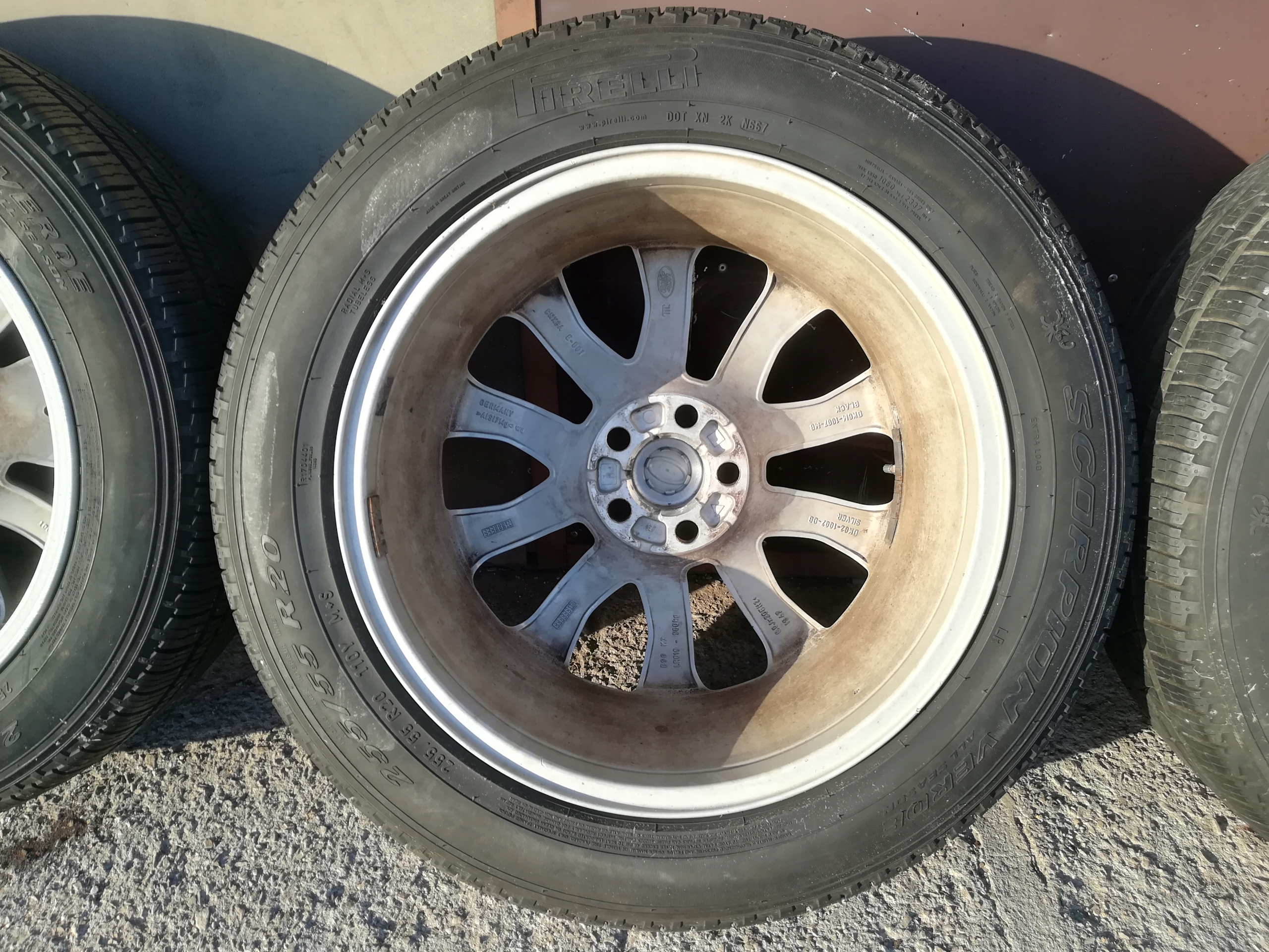 wheels RANGE ROVER SPORT L494 20 255 55 PIRELLI