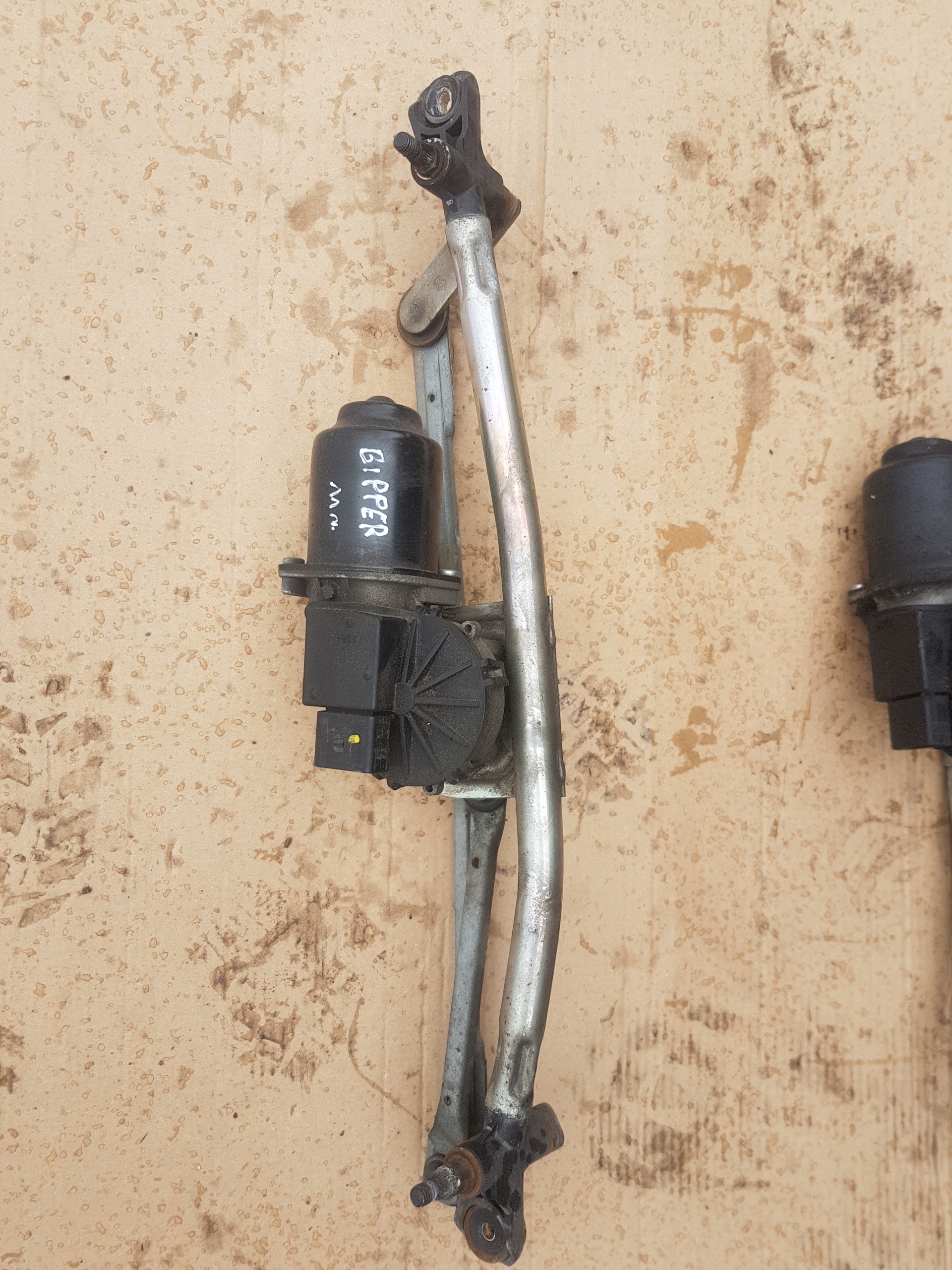 МЕХАНИЗМ СТЕКЛООЧИСТИТЕЛЯ PEUGEOT BIPPER