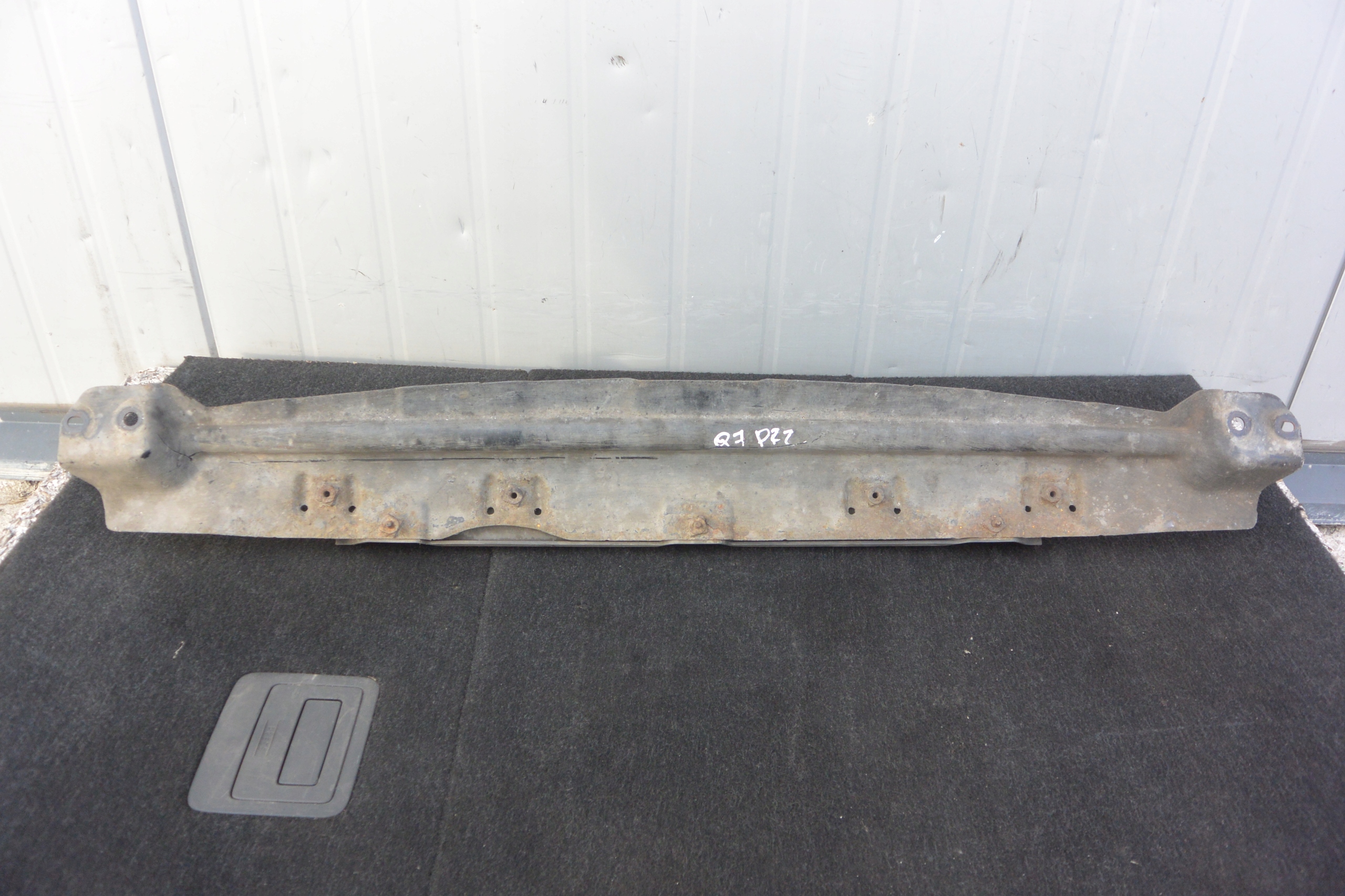 BELKA WZMOCNIENIE PRZÓD PAS AUDI Q7 4L LIFT TOUARE