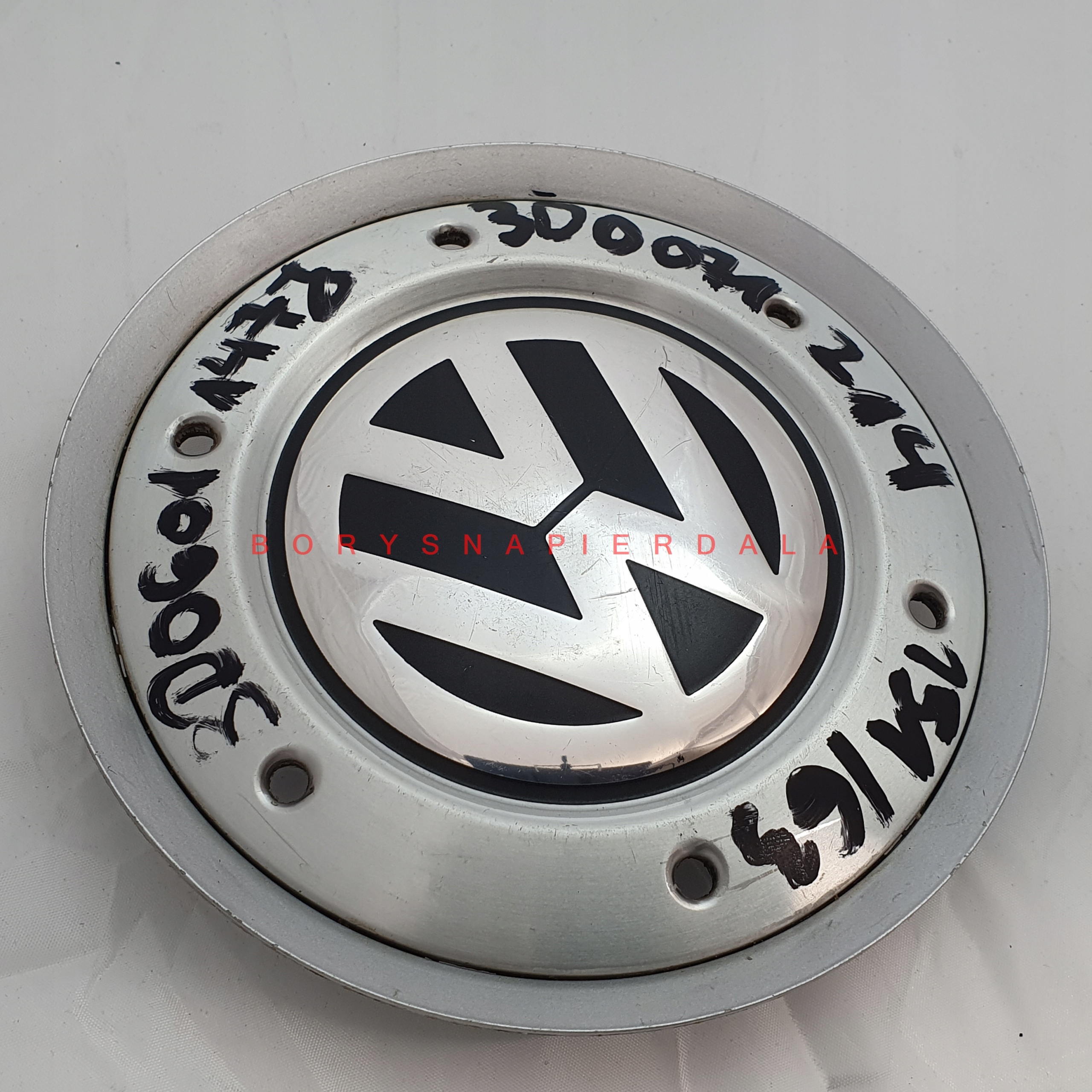 КРИШКА КРИШКИ ФОЛЬКСВАГЕН3Д0601147ДЖ 157/115 КМПЛТ