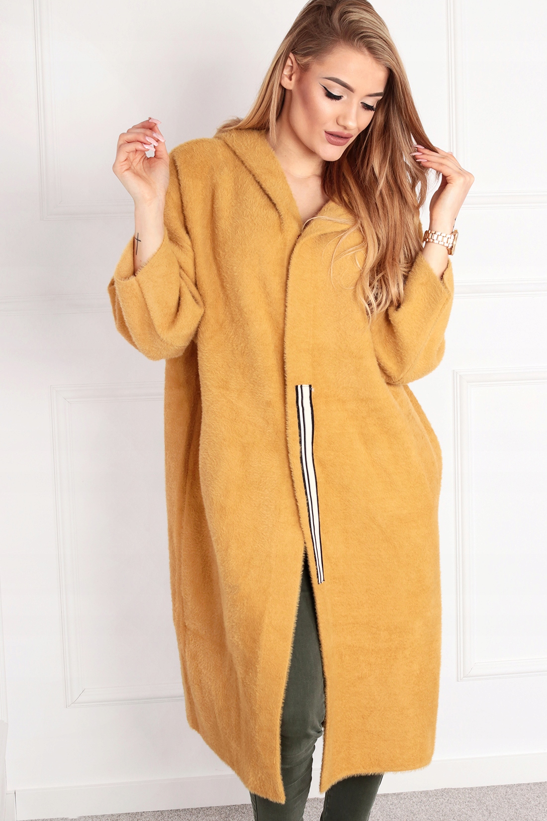 ALPAKA DAMSKA PŁASZCZ KURTKA SWETER CIEPŁA DŁUGA KAPTUR NAPY WYGODNA 1955 Dekolt inny