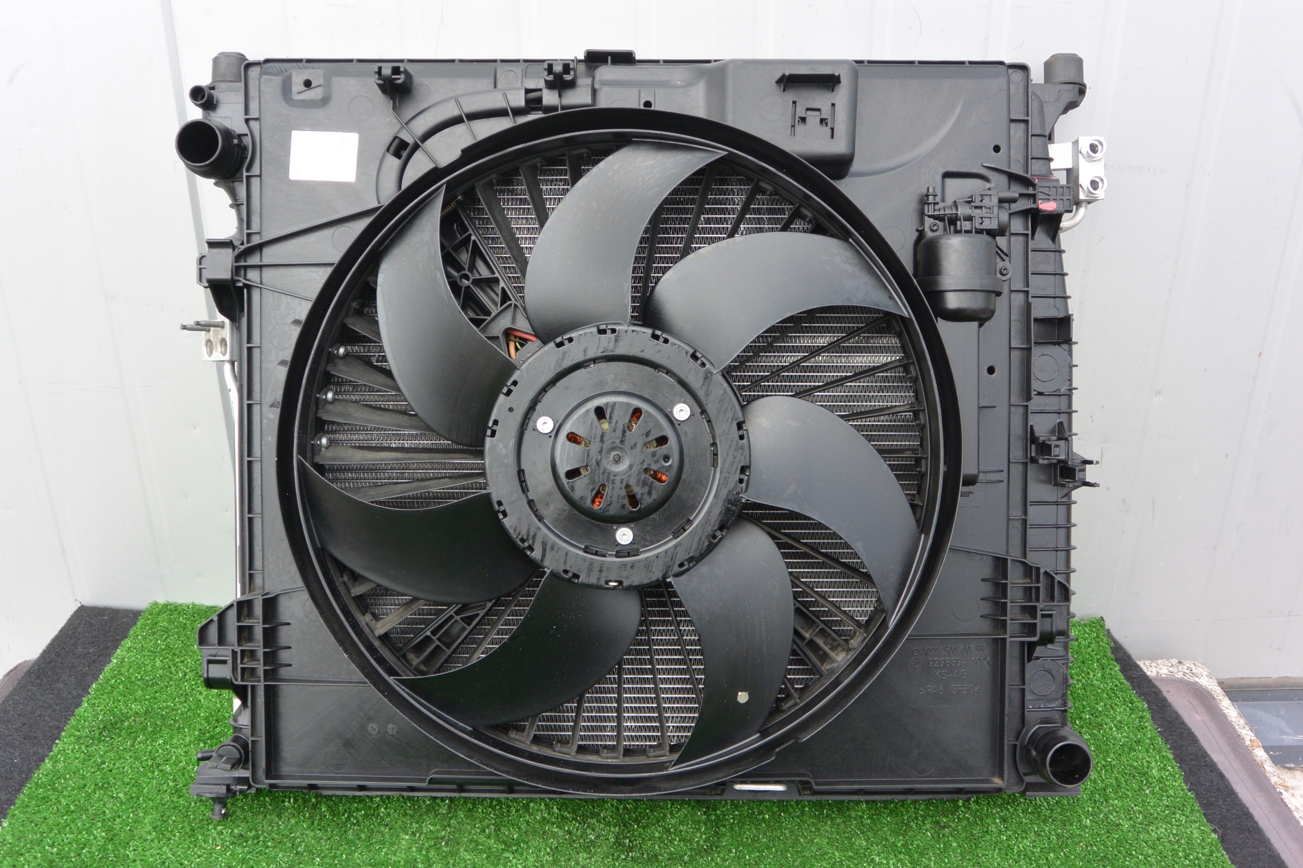 MERCEDES GLE GLS 166 CDI WENTYLATOR A0995000055