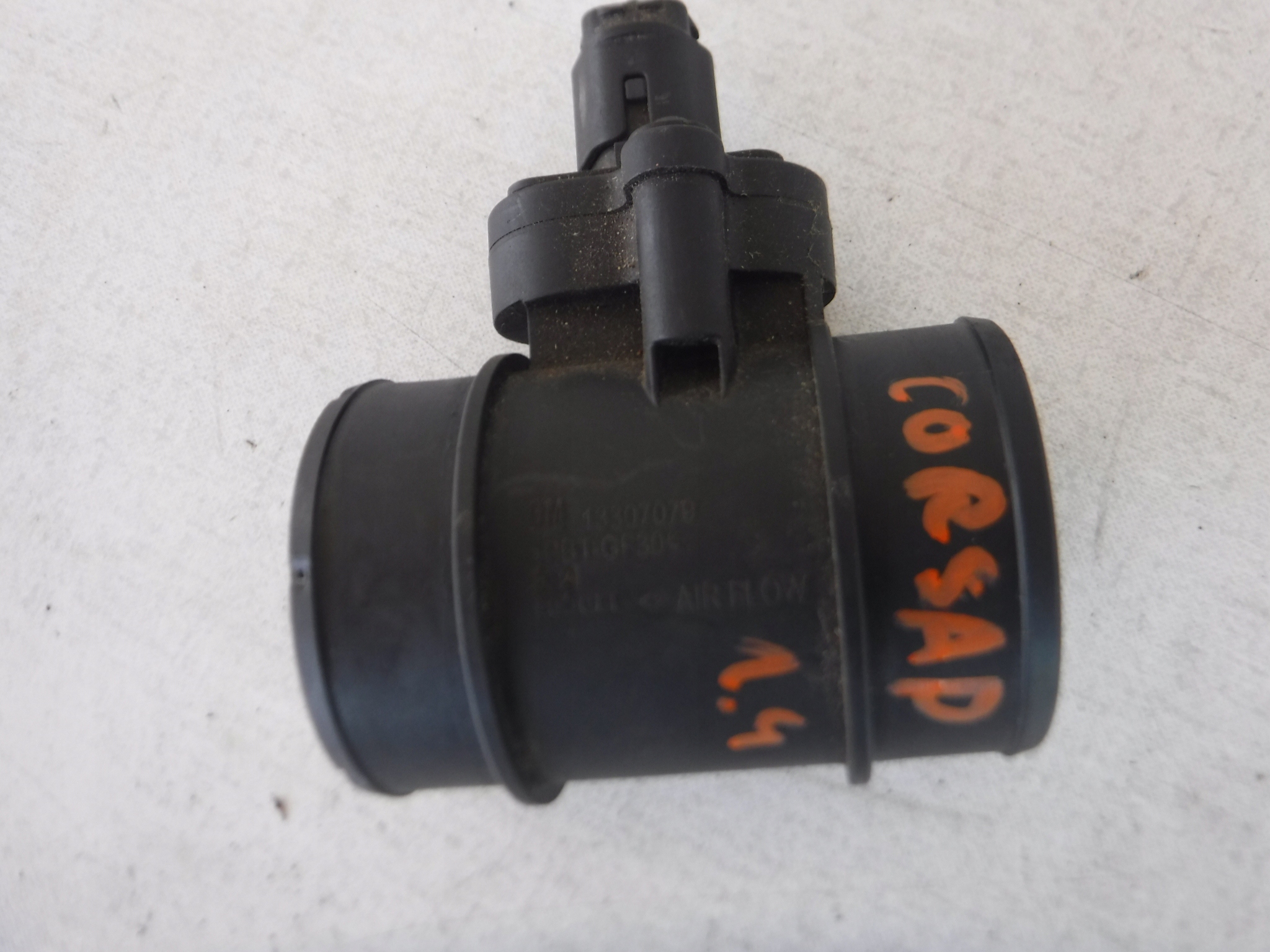 PRZEPŁYWOMIERZ OPEL CORSA D 1.4 16V 13307079