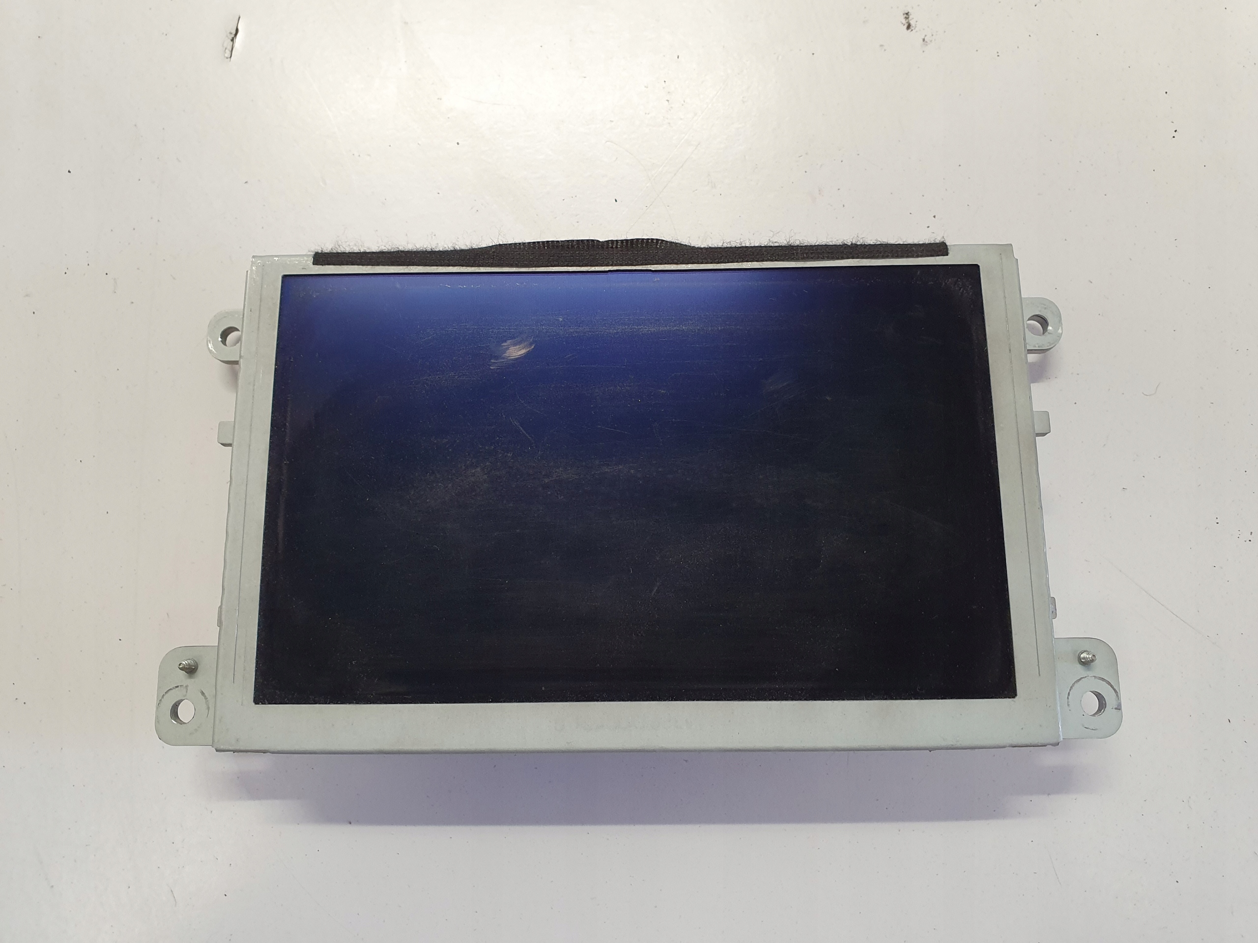 AUDI A4 B8 A5 8T WYŚWIETLACZ LCD 4F0919604