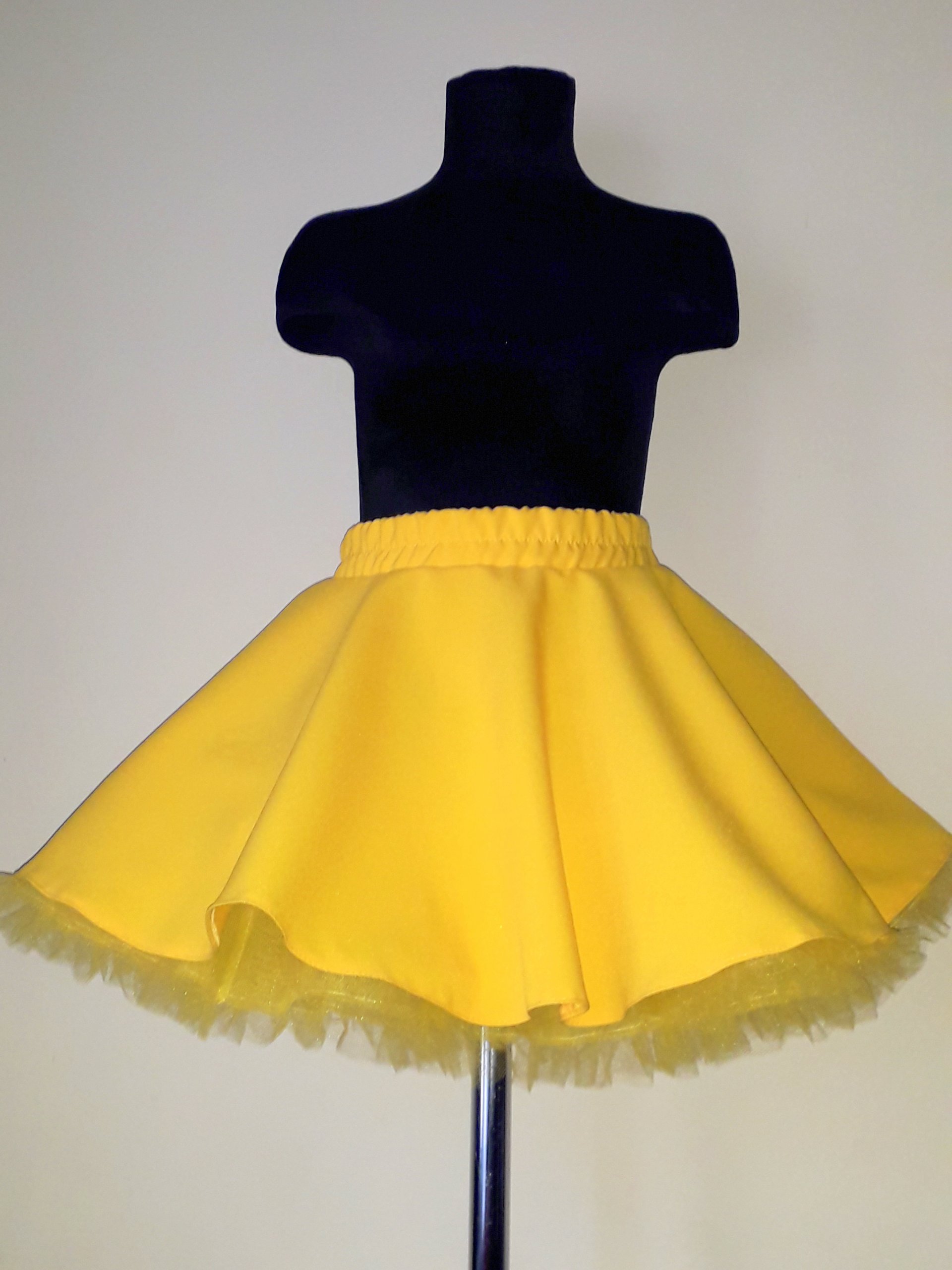 SPÓDNICZKI Z KOŁA PIN-UP 122 Rozmiar (new) 122 (117 - 122 cm)