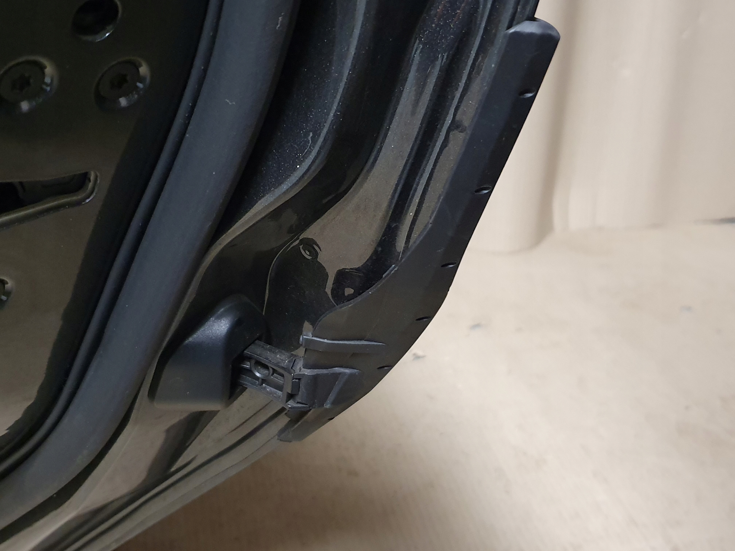 FORD FOCUS MK3 HB LIFT DRZWI LEWE TYŁ MAGNETIC Numer katalogowy części FORD FOCUS MK3 HB LIFT DRZWI LEWE TYŁ MAGNETIC