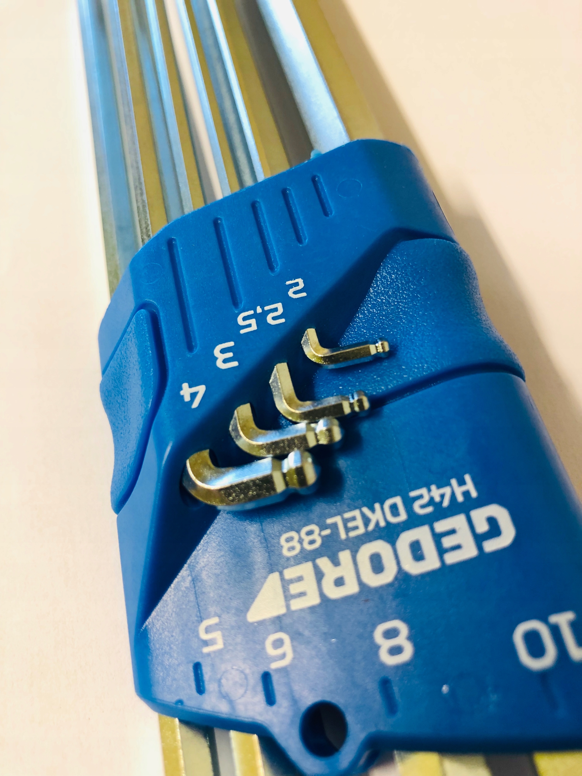 E8bb06d04106beff1952ea099bef