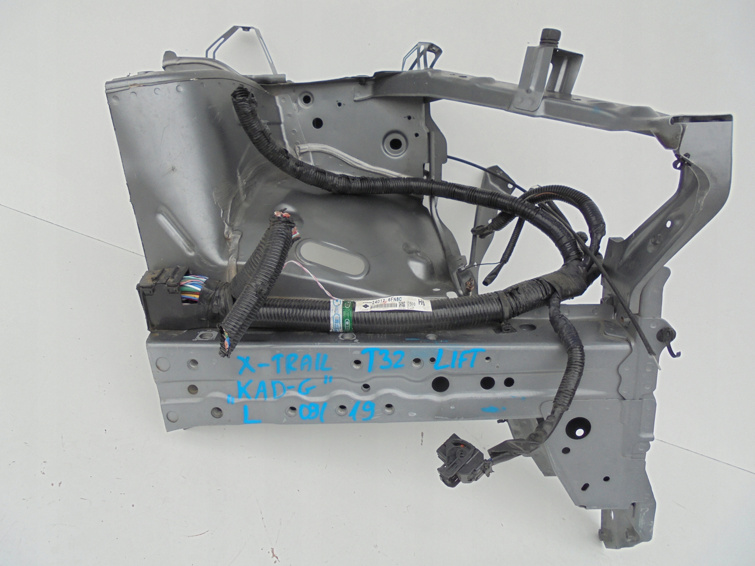 X-TRAIL T32 LIFT PODŁUŻNICA ĆWIARTKA LEWA KAD-G