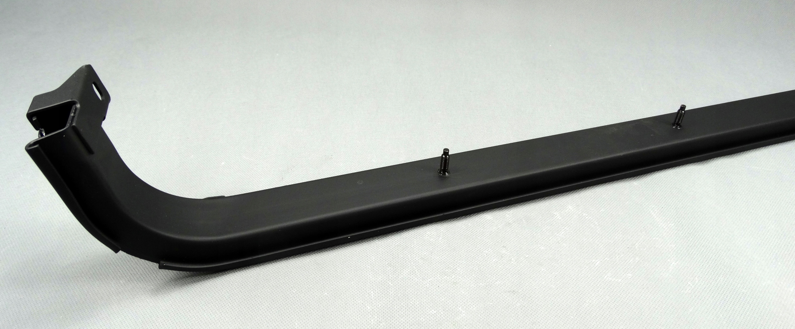 PROWADNICA DRZWI PRZESUWNYCH PRAWYCH FORD TRANSIT Part number 30 975 052