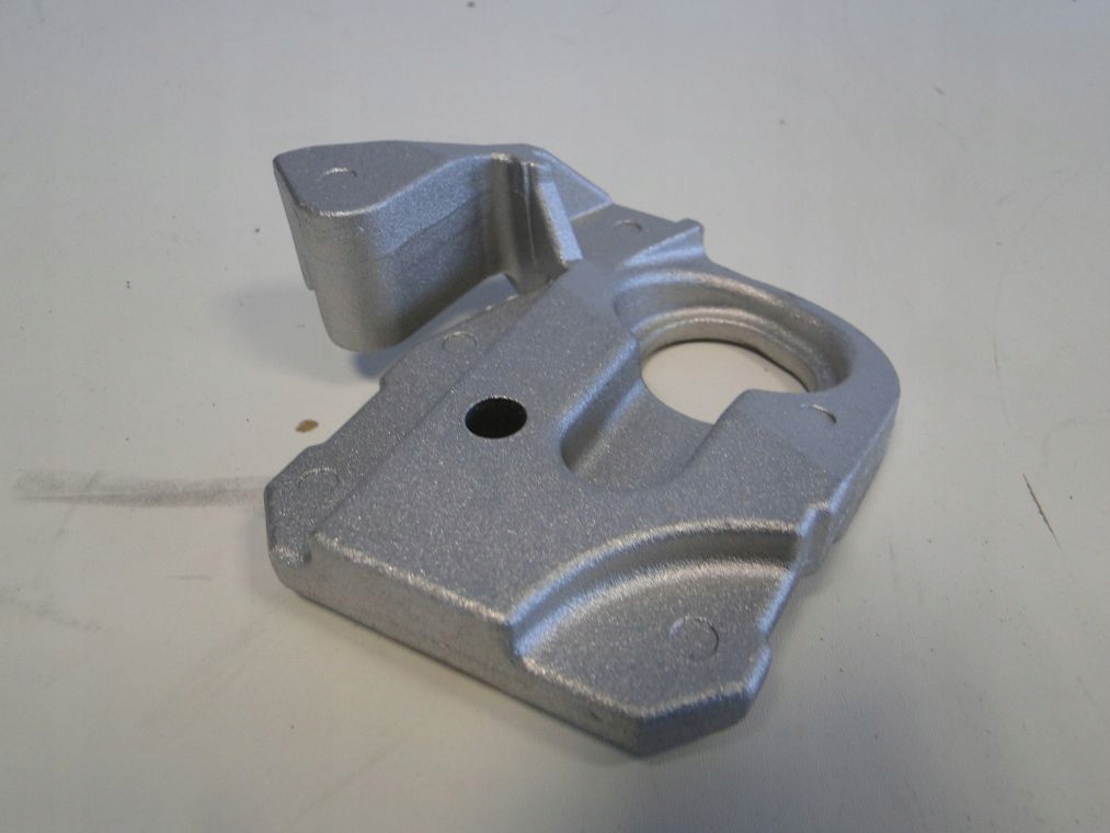 MERCEDES CLS 218 E 212 UCHWYT MOCOWANIE WÓZKA AMG