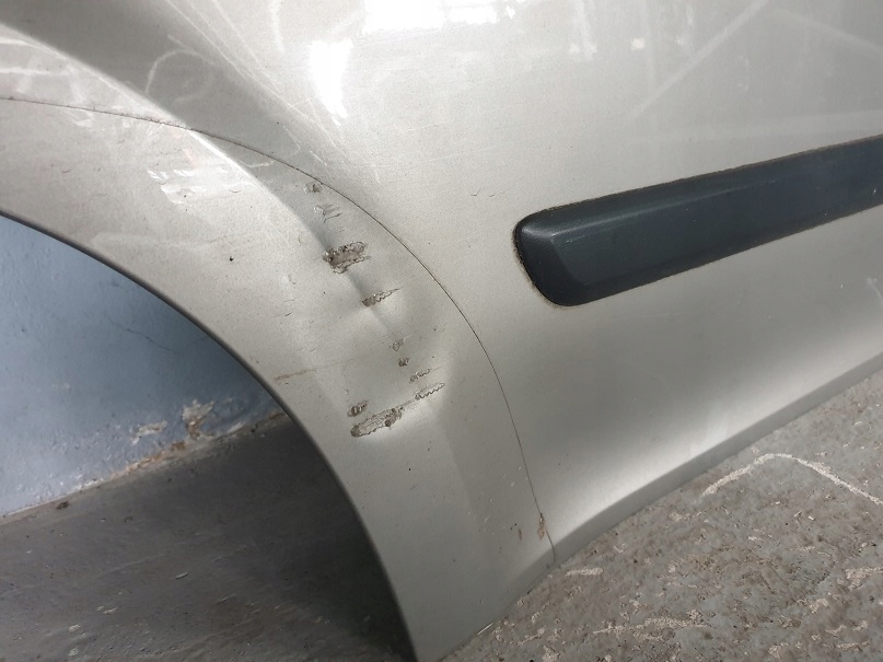 SKODA YETI 5L0 DRZWI PRAWE TYŁ TYLNE LF8H Strona zabudowy tył - prawa