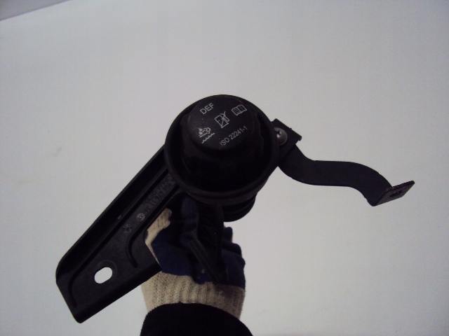 ADBLUE НАПОЛНИТЕЛЬ VW CRAFTER