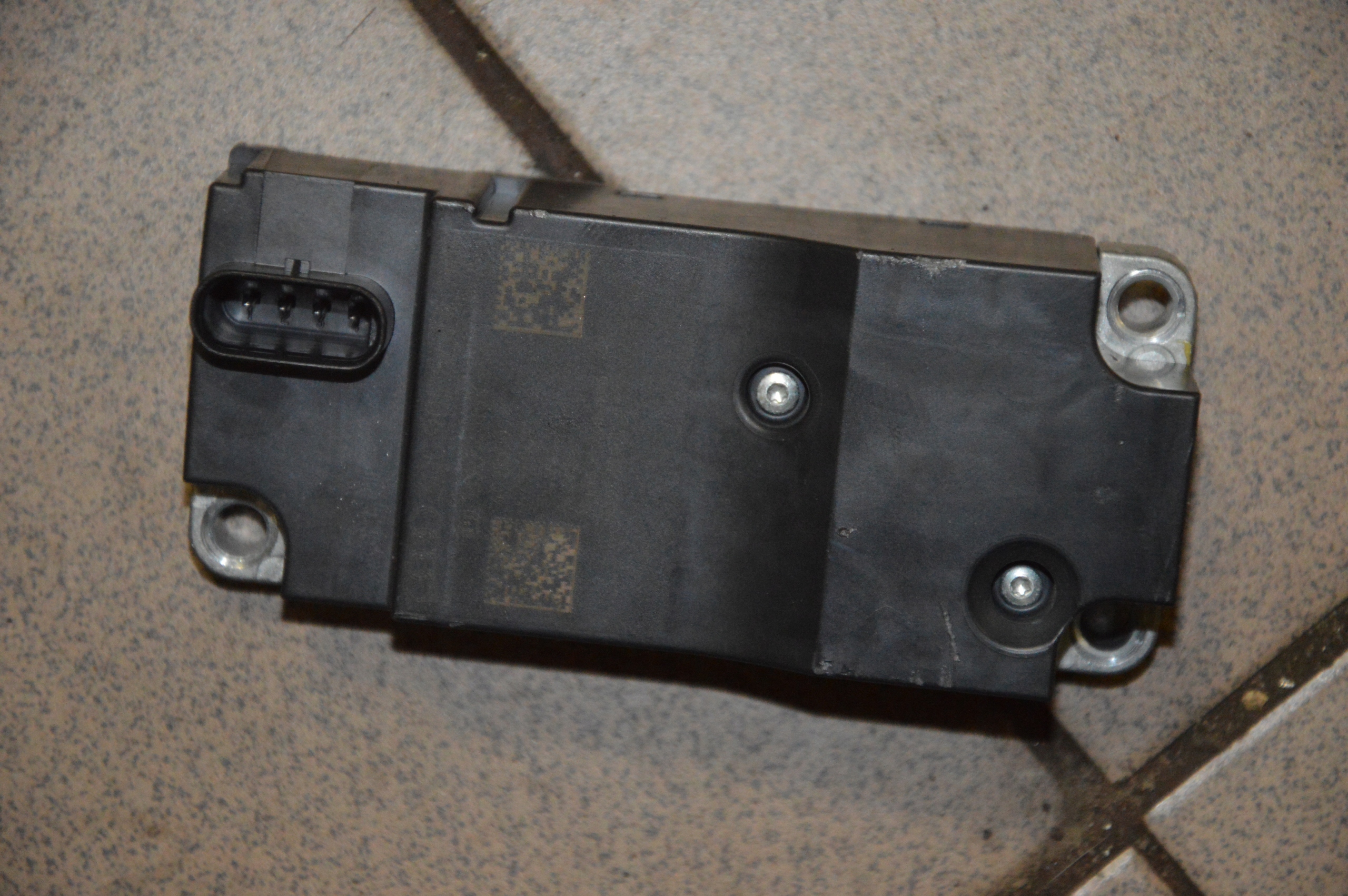 Audi A4 b9 блокування рульового колеса 3q0905861a