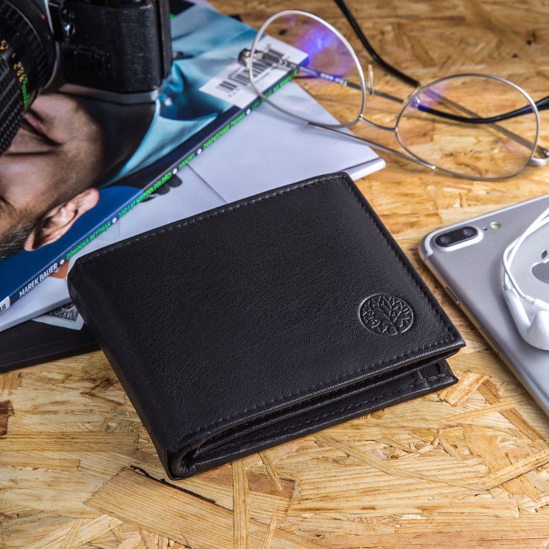 PORTFEL MĘSKI SKÓRZANY SKÓRA KARTY RFID BETLEWSKI Orientacja pozioma