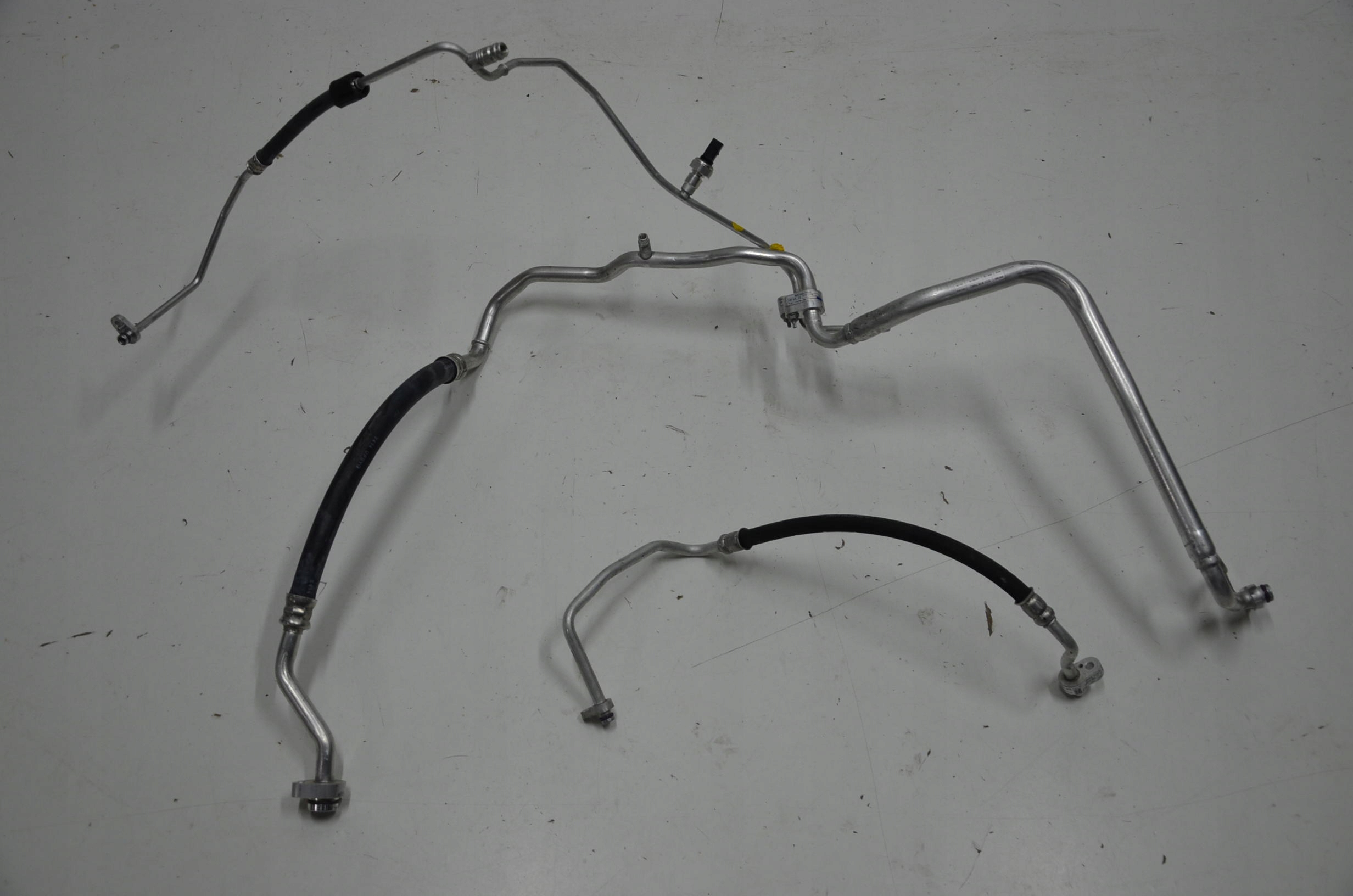 VW PASSAT B8 TSI кабель кондиционера 3Q0820741K