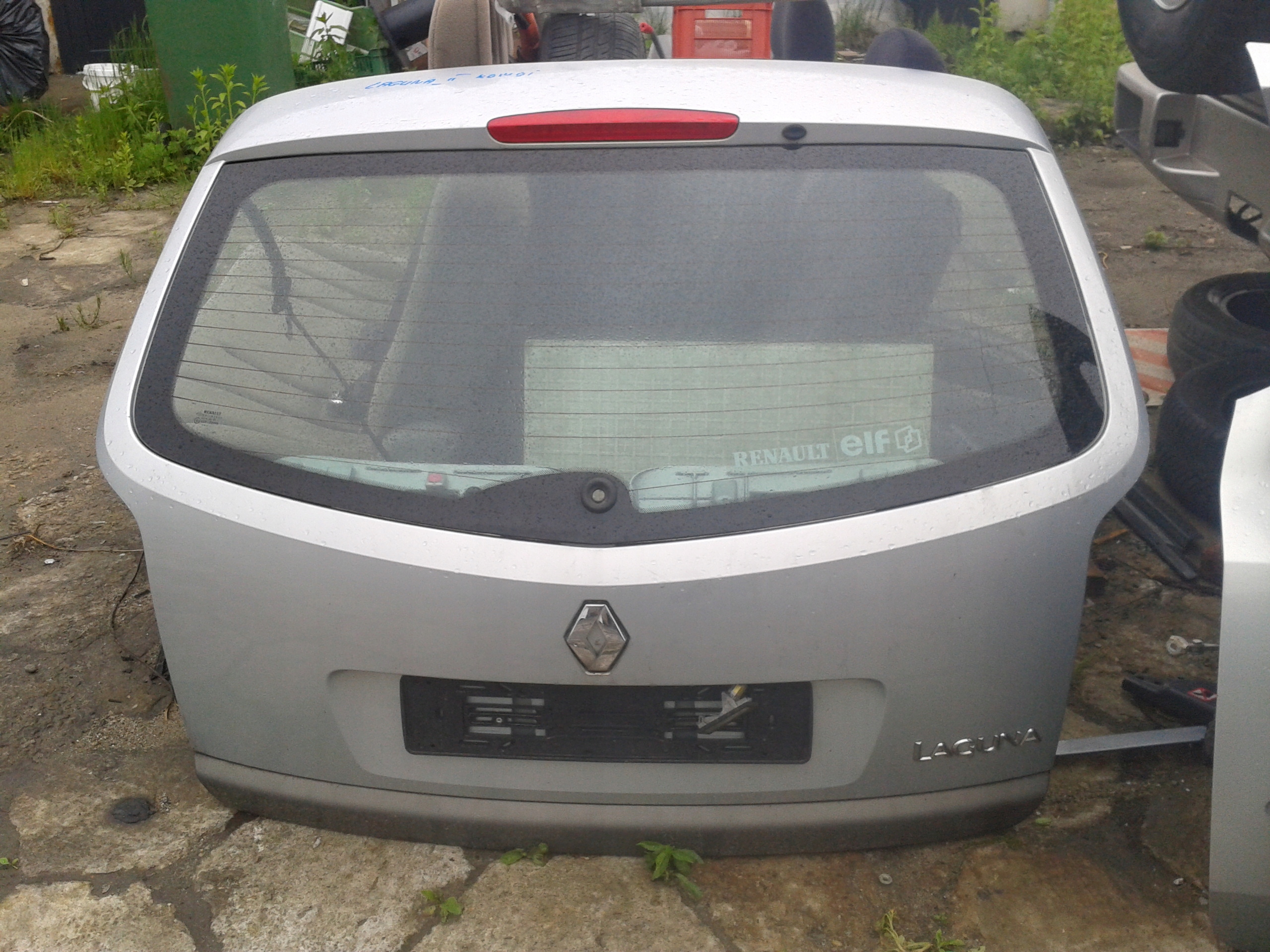 ЗАДНІ ДВЕРІ БАГАЖНИКА RENAULT LAGUNA 2 УНІВЕРСАЛ