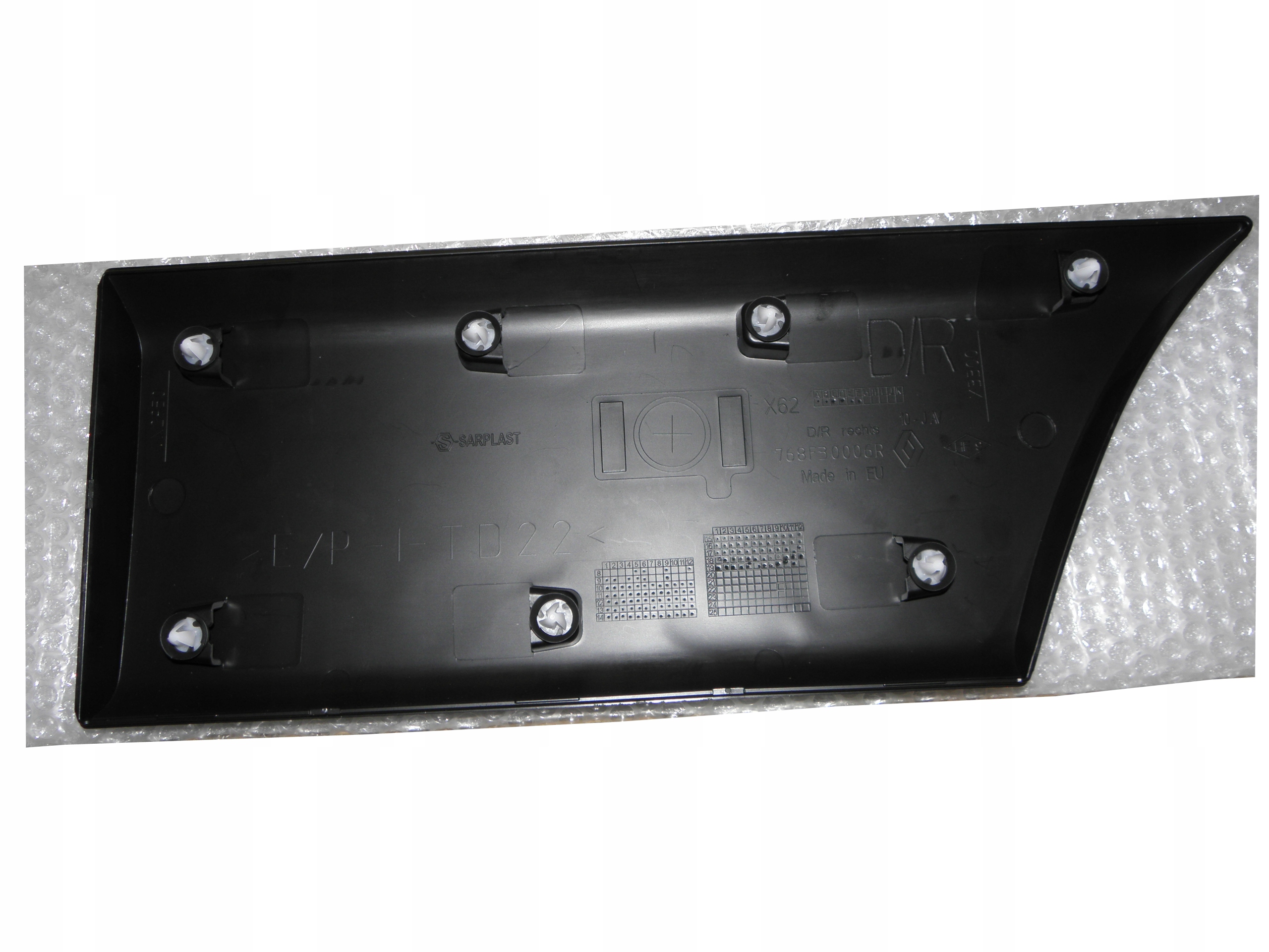 LISTWA BOCZNA BLOTNIKA PRAWA RENAULT MASTER III OE Part number 768F30006R