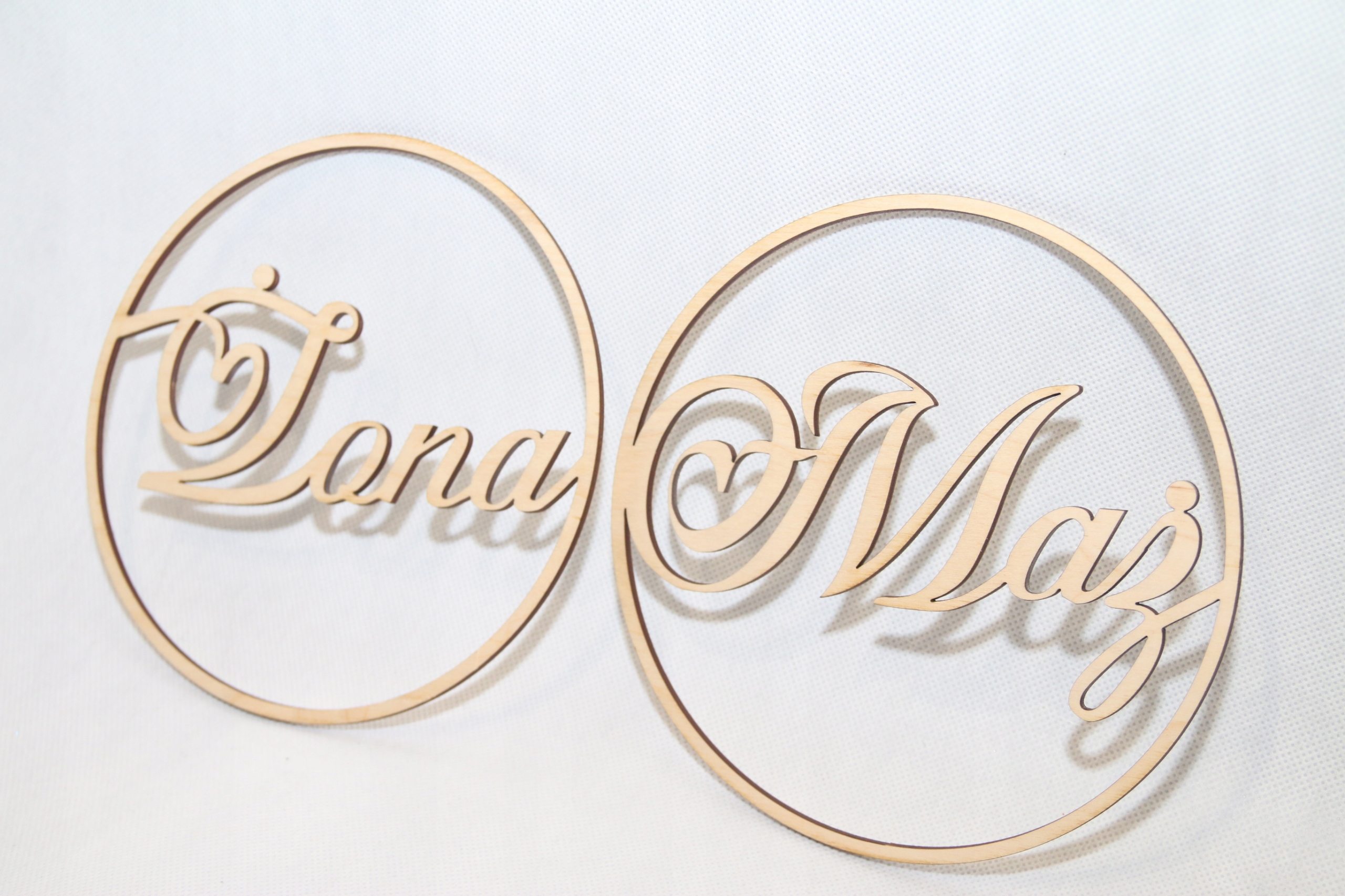 Koła na ściankę, krzesło ślubne weselne 2 szt