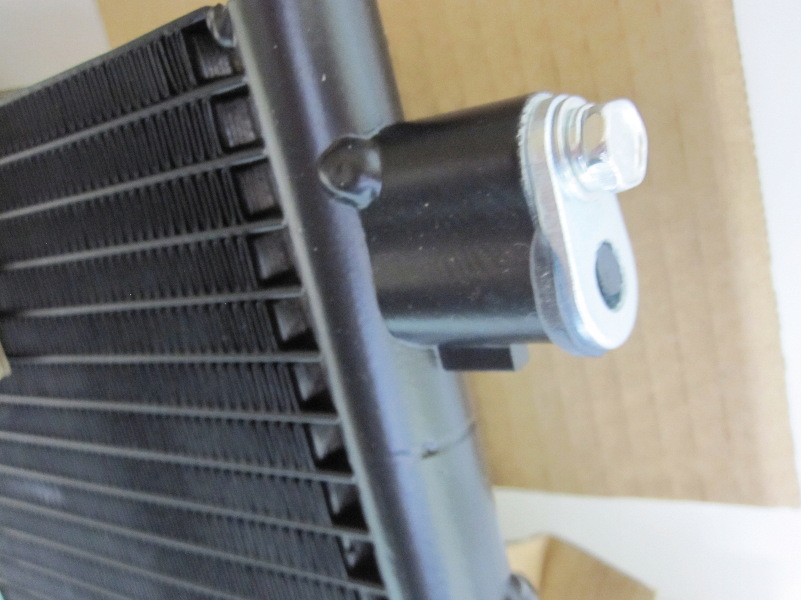 CHŁODNICA KLIM. DACIA DUSTER 1.5 DCI 2010 - Typ samochodu Samochody osobowe