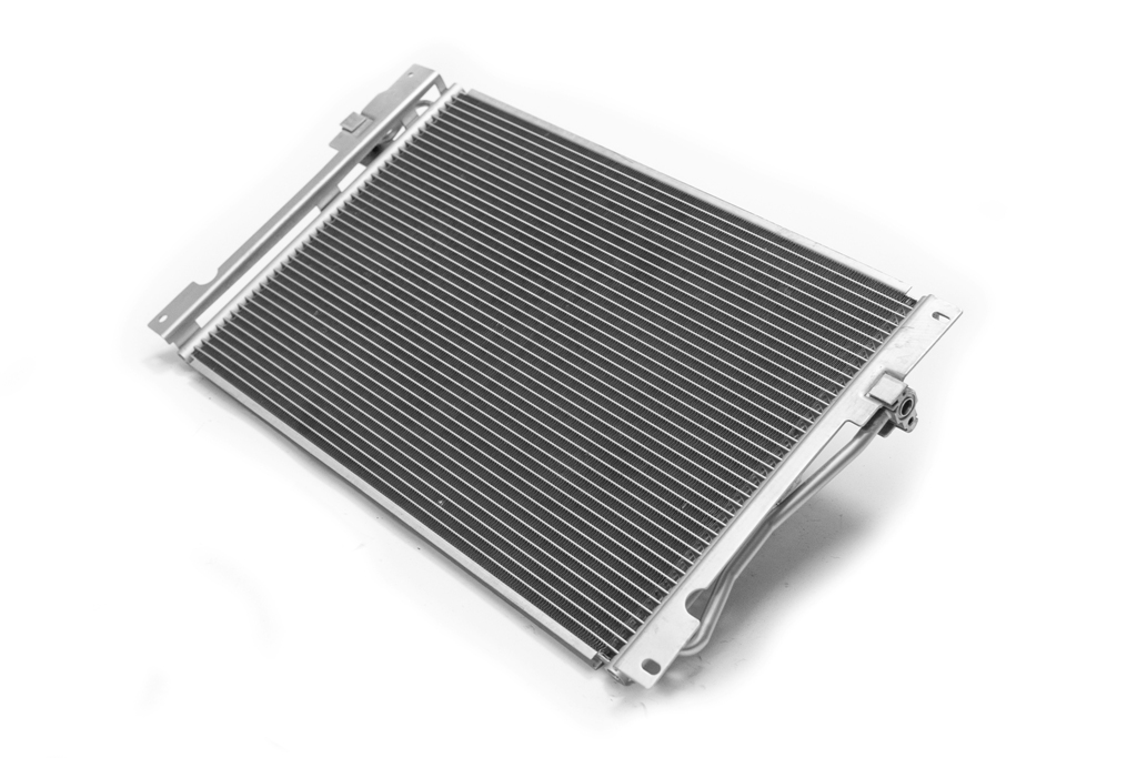 052-016-0001 - Радиатор кондиционера конденсатор VOLVO S70 и V70 и