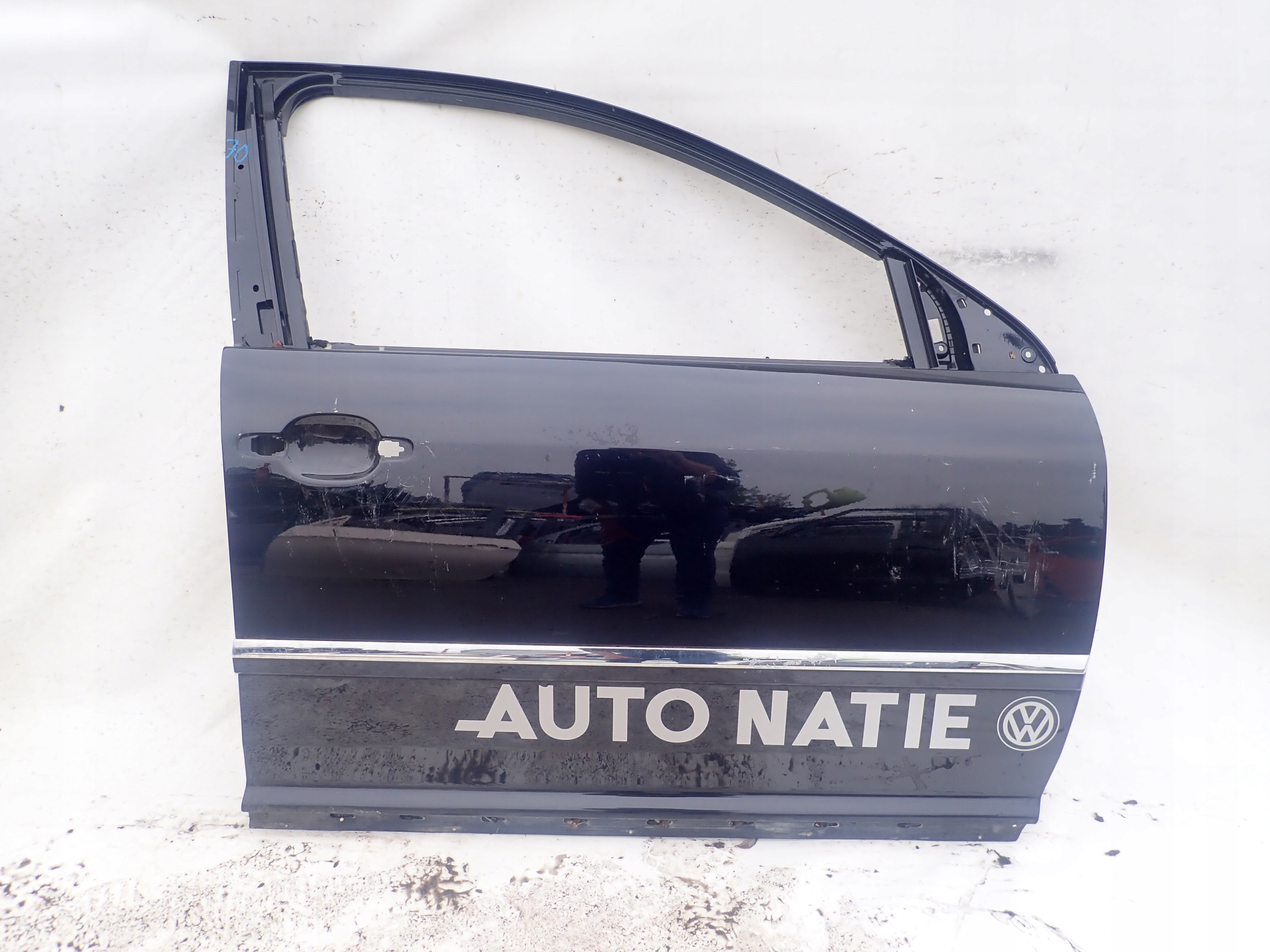 VW PHAETON 02-16 dveře pravé předek přední