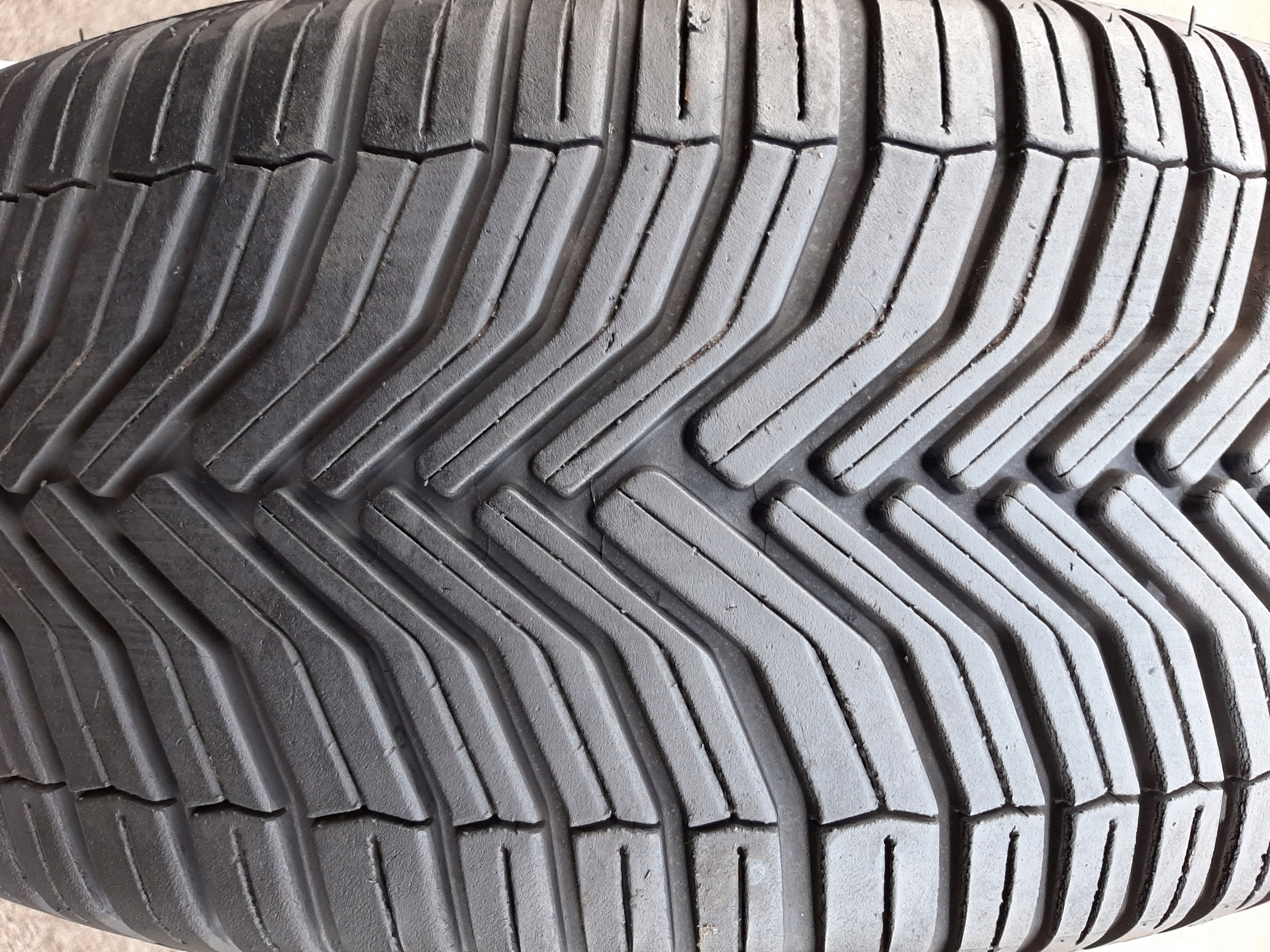 MICHELIN CROSSCLIMATE 225/55R16 99W