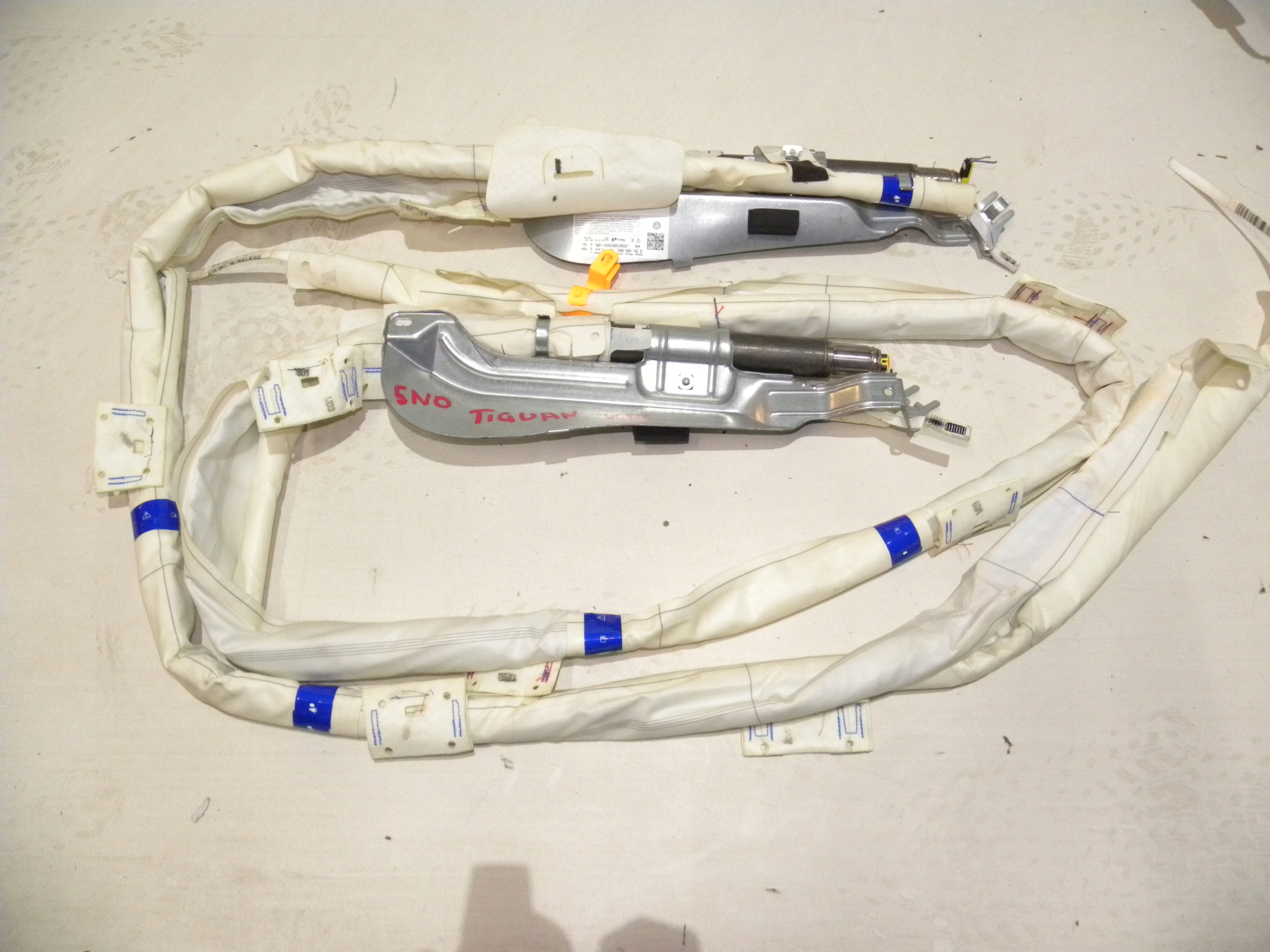 VOLKSWAGEN TIGUAN KURTYNA AIRBAG LEWA PRAWA