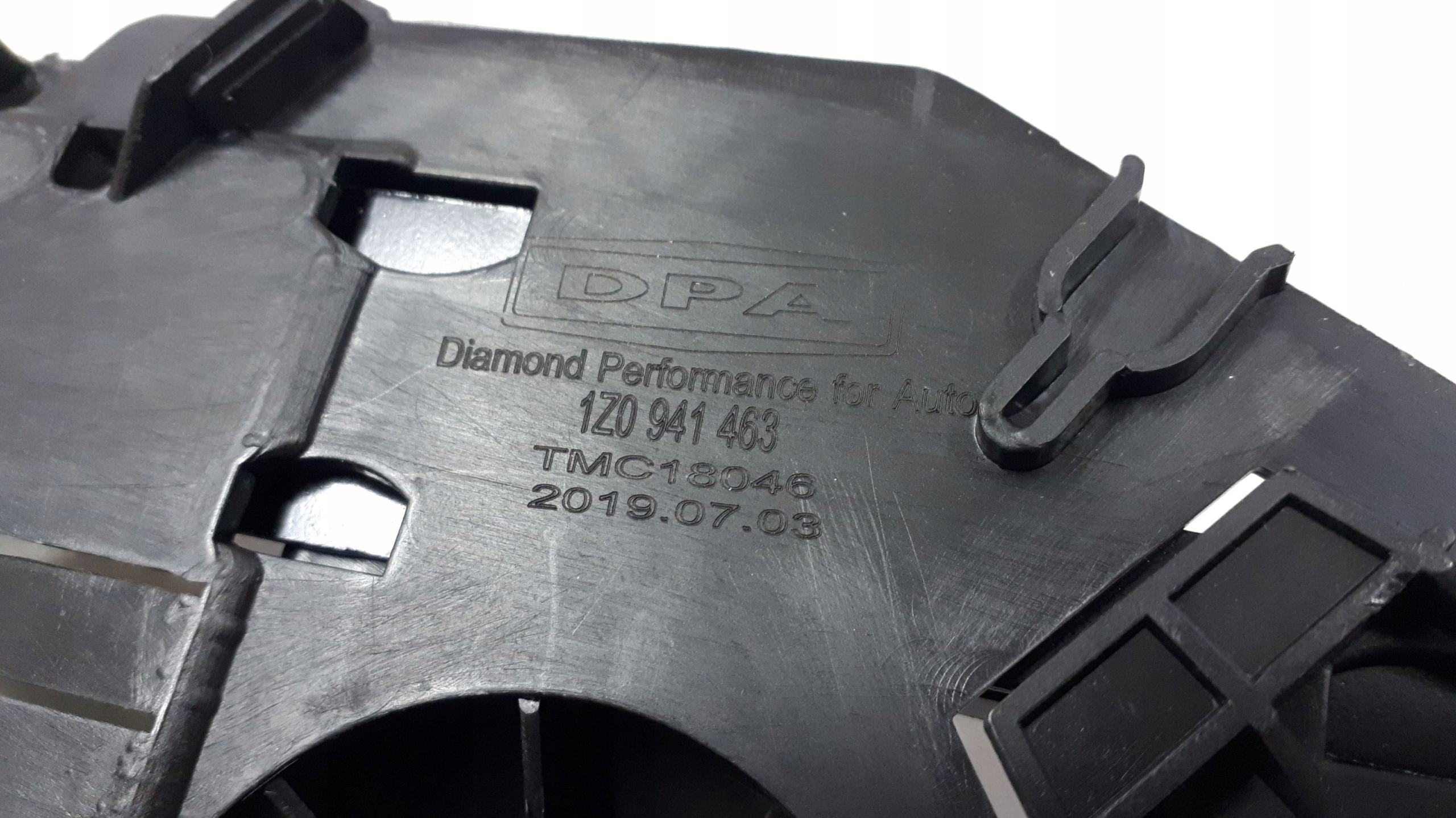 PŁYTA REFLEKTORA L SKODA OCTAVIA II M09 1Z0941463A Typ samochodu Samochody osobowe