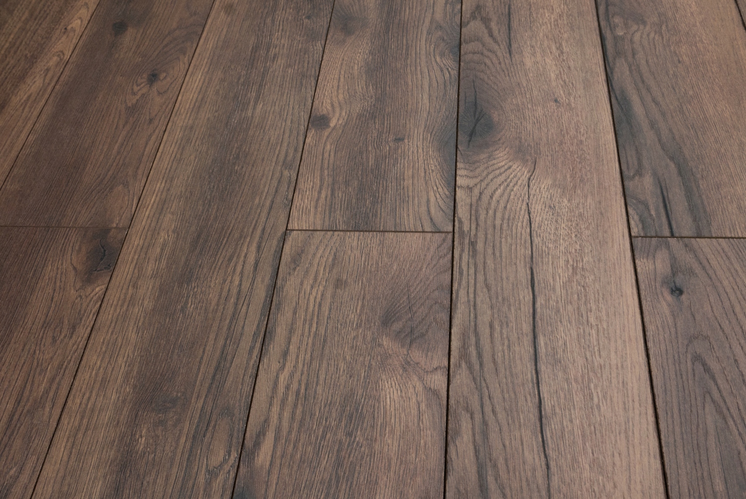 PANELE PODŁOGOWE AQUA AMAZONE AC5 10MM V4-FUGA EAN (GTIN) 4032271181412