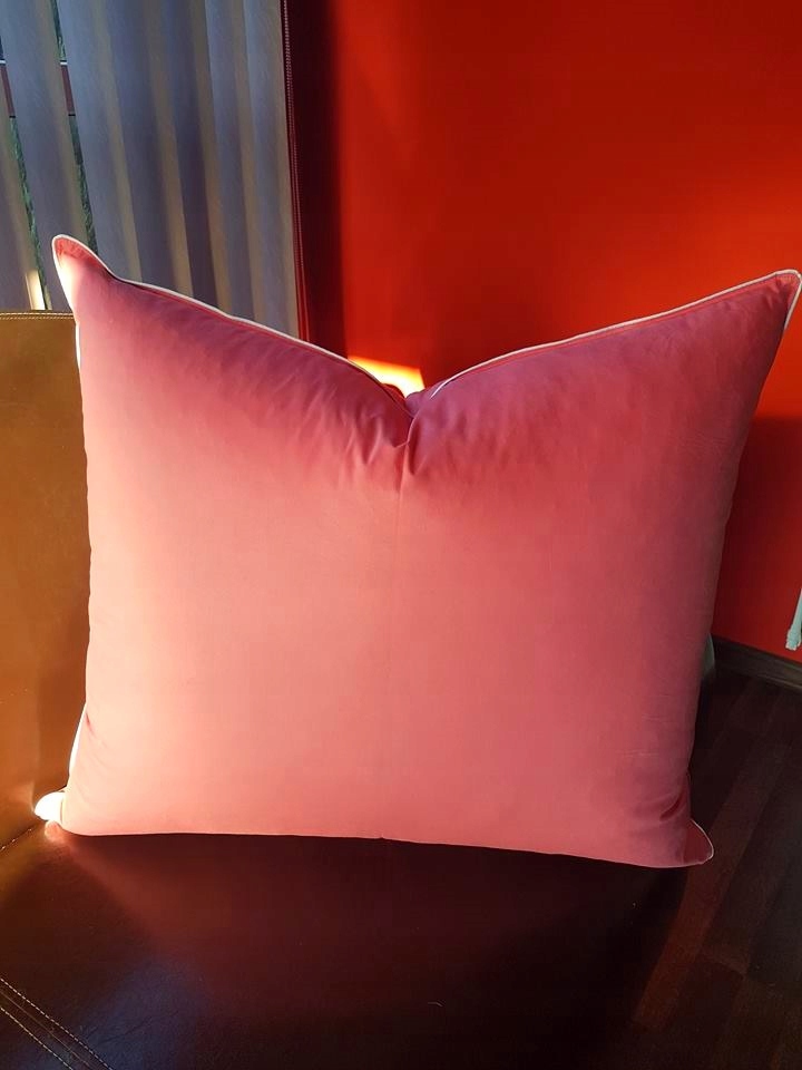 Poduszka puchowa 70x80 1,5 kg Marka Pierzynki