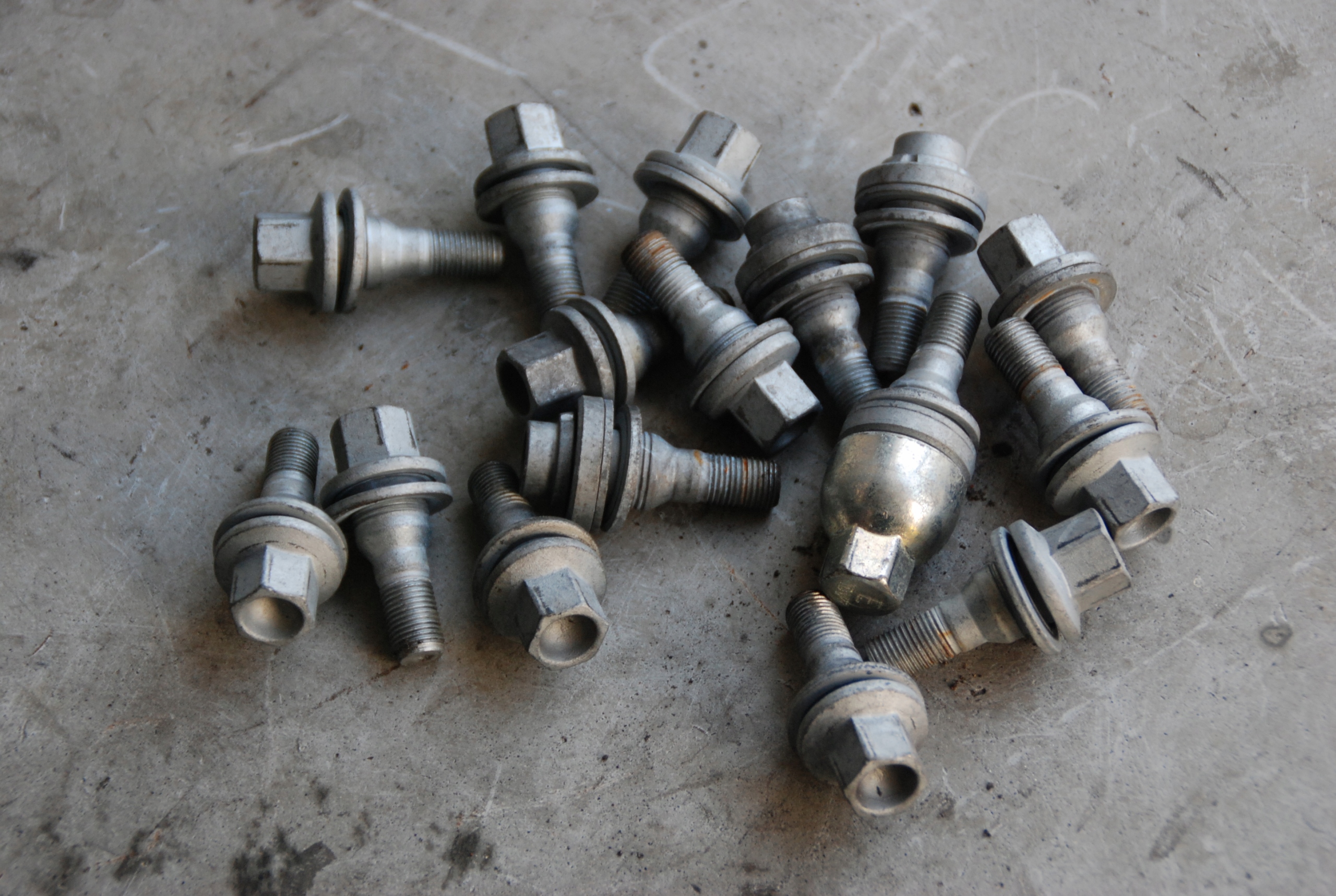 C3 III шпильки злодій 16-комплект